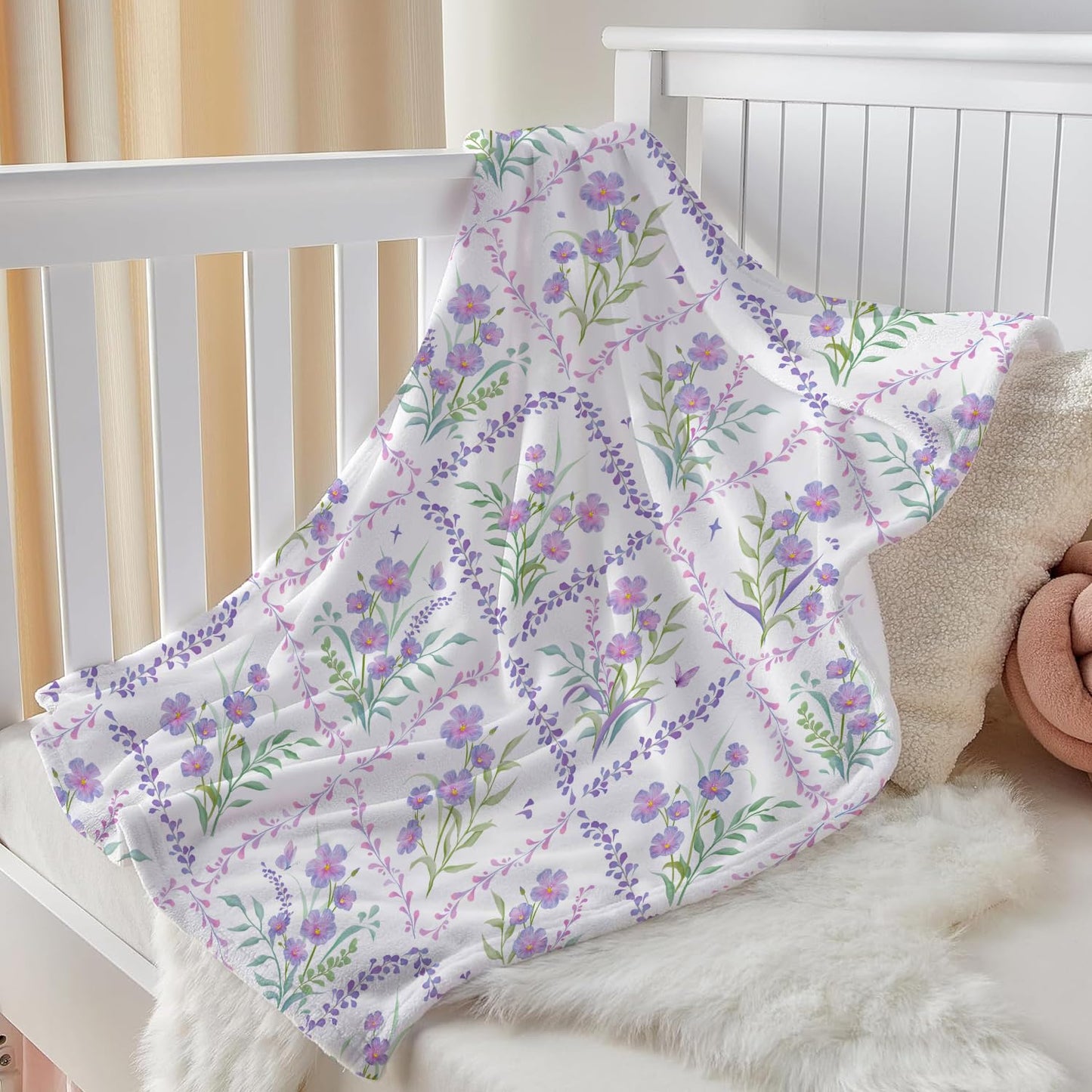Purple Floral Throw Blanket Flower Botanical Throw Blankets Spring Summer Flannel Throw Blanket Floral Fleece Warm Cozy Bed Blankets Super Soft Plush Blankets for Bedding Couch Sofa 50"x60"