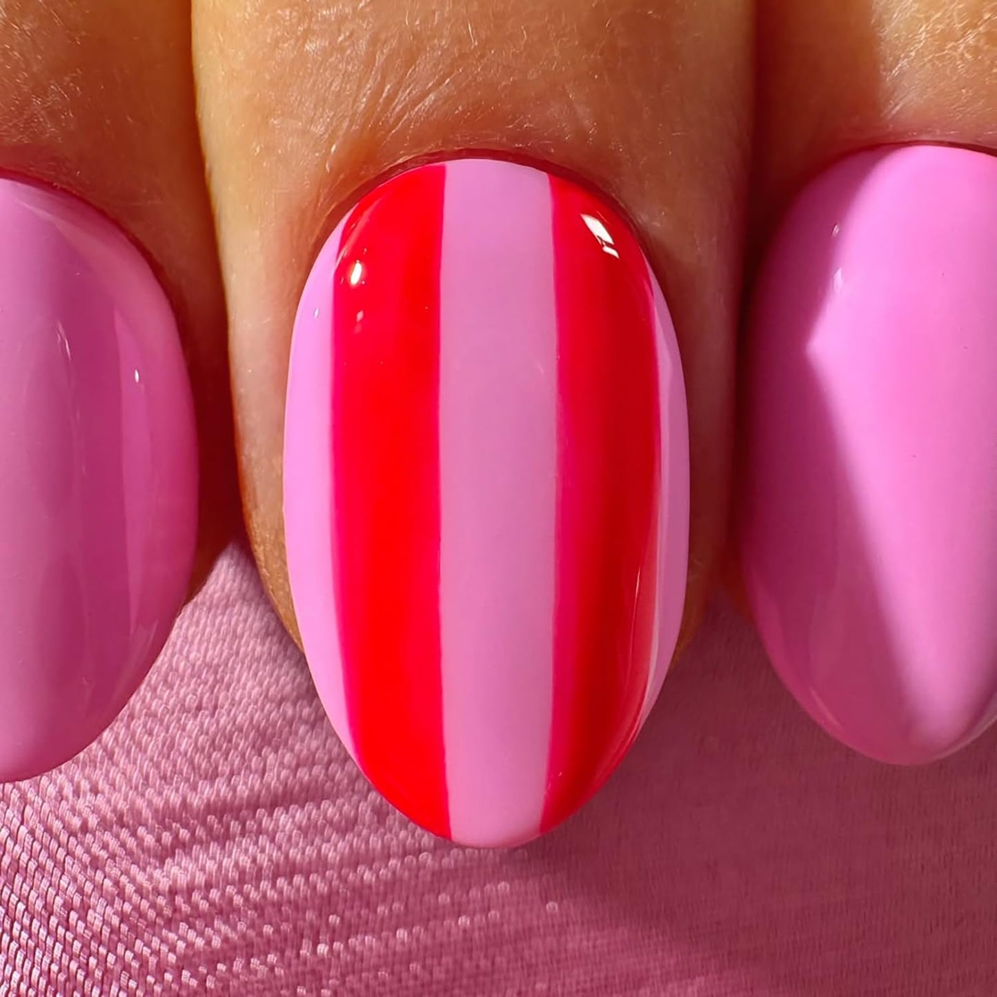 Almond Fake Nails Short Press On Nails Rose Pink Acrylic Nails Press Ons Full Cover False Nails With Glossy Stripe Designs Artificial Glue On Nail Reuseable Short Stick On Nail For Women