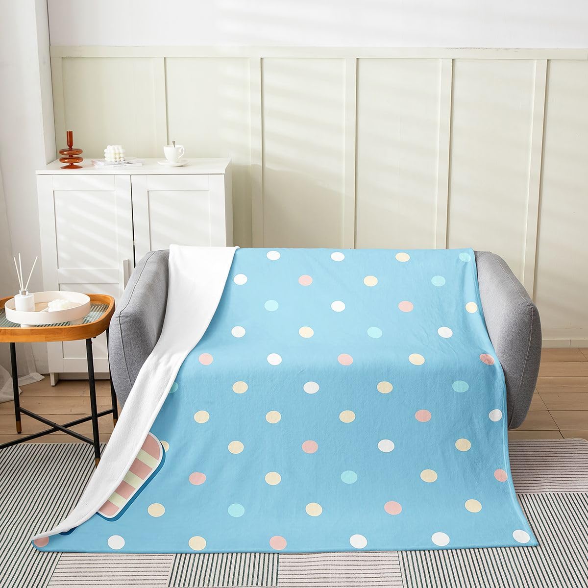 jejeloiu Ice Cream Flannel Fleece Throw Blanket Cute Baby 30"x40" Sweet Candy Fleece Throw Blanket for Kids Women Men Gifts for Ice Cream Lovers for Bed Couch Chair Living Room Blue Bedroom Decor