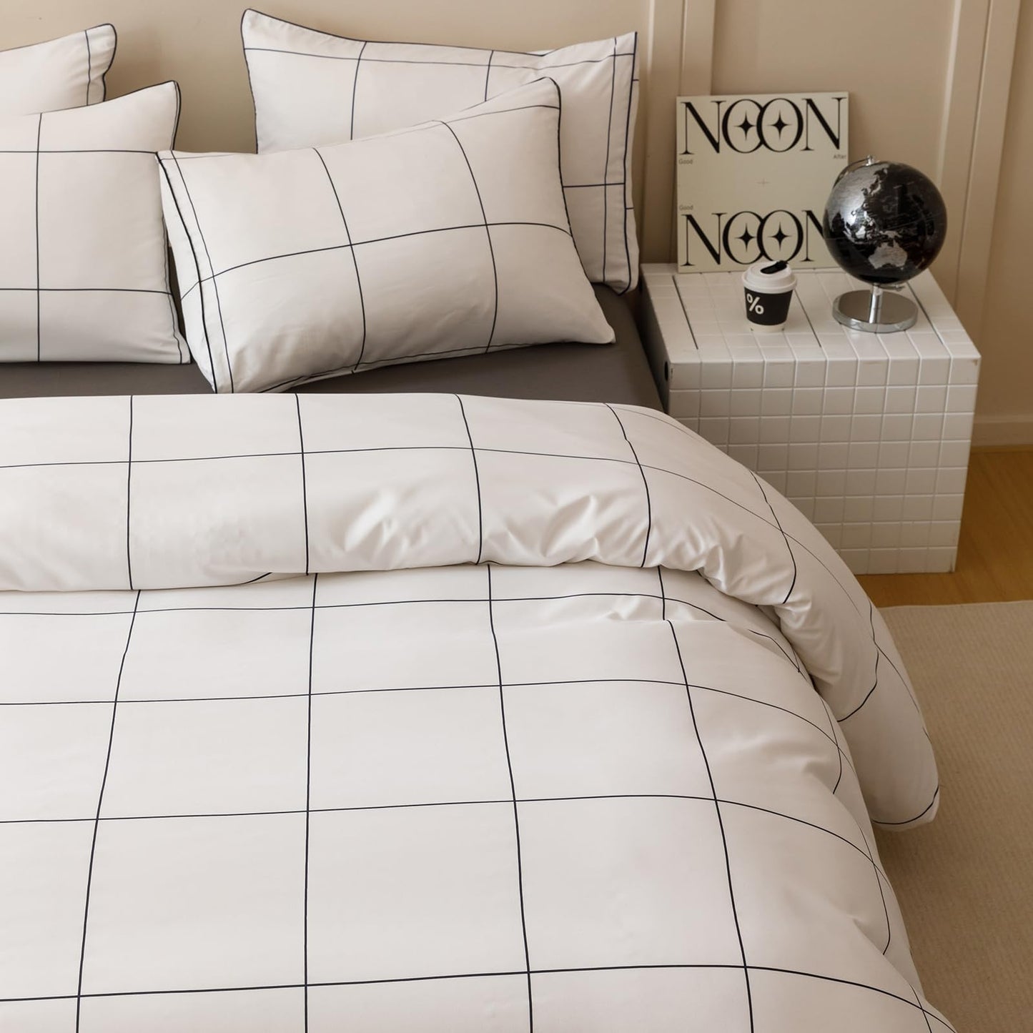 KAREVER White Grid Comforter Full Women Black Square Lines Checkered Bedding Set Full White Plaid Comforter Full Size