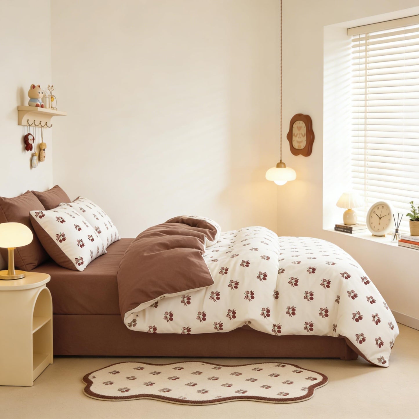 Sedefen Brown Leopard Duvet Cover Set Queen Size, 3 Pcs Cherry Bow Print Bedding Set with 2 Pillowcases, Cheetah Pattern Soft Breathable Microfiber Duvet Cover Set for All Season Decor