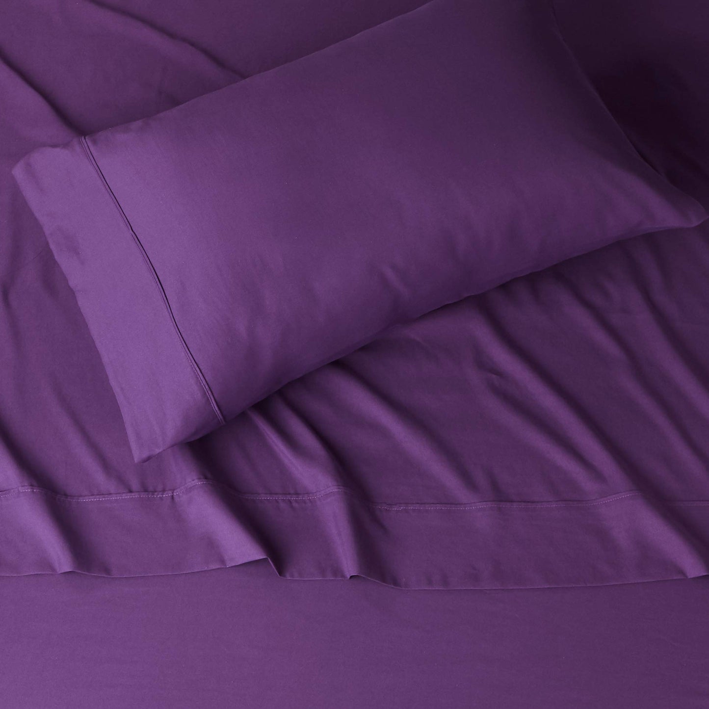 Amazon Basics Lightweight Super Soft Easy Care Microfiber 3 Piece Bed Sheet Set with 14-Inch Deep Pockets, Twin XL, Plum, Solid