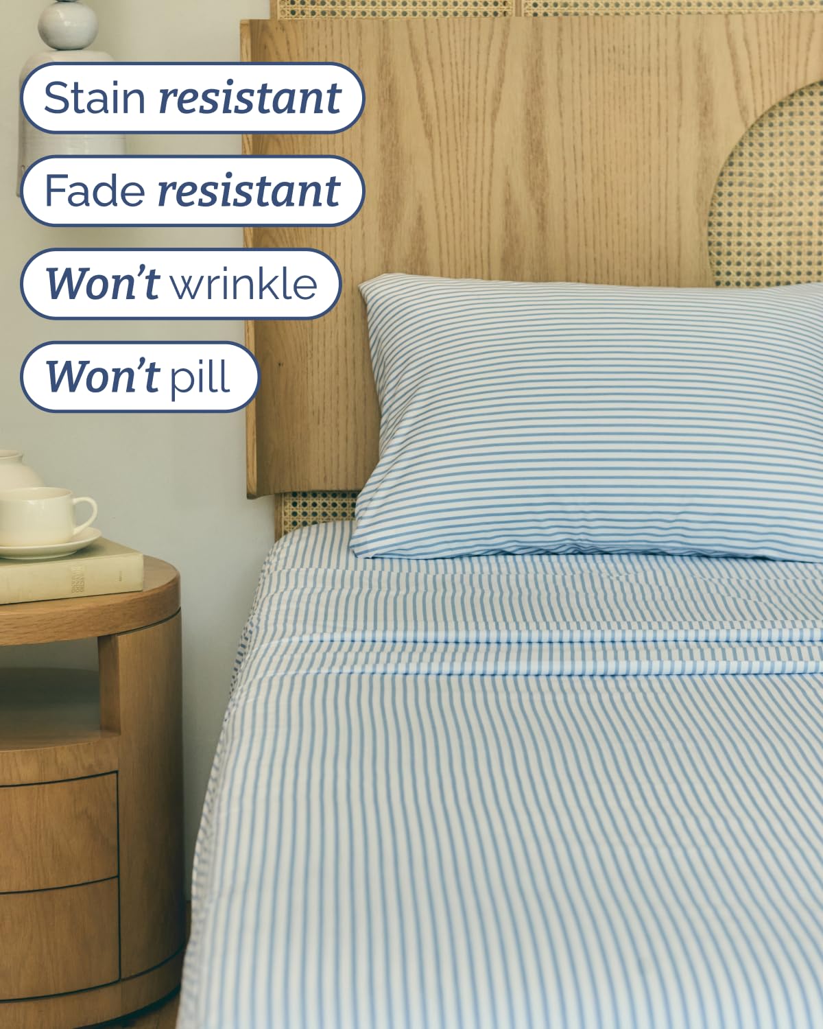 Striped Sheets - Blue & White Striped Sheets - 1 Flat & 1 Fitted & 2 Pillowcases w/ Deep Pockets – Wrinkle & Fade Free - Soft, Breathable and Cooling - Luxury Pinstripe Bedding - Full Size Bed Set