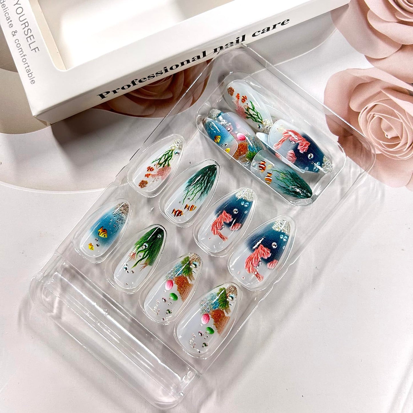 LOPMNGHT Press on Nails Long Length Almond Shaped Seaweed Fish Pattern Design Marine Life Fake Nail Full Cover Glossy Acrylic Artificial Fingernails Reusable French Tip Glue on Nails for Women 24Pcs