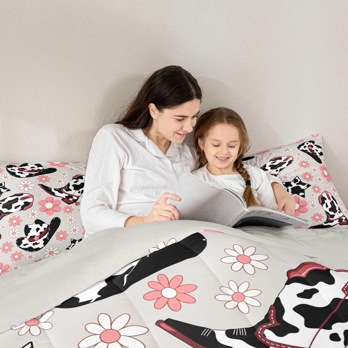Feelyou Western Bedding Set Soft for Boys Girls, Cowgirl Floral Comforter Set Full Size Western Cowboy Boots Duvet Quilt Wild West Cactus Flower Bedroom Decor Gray Pink 3 Pcs with 2 Pillow Cases