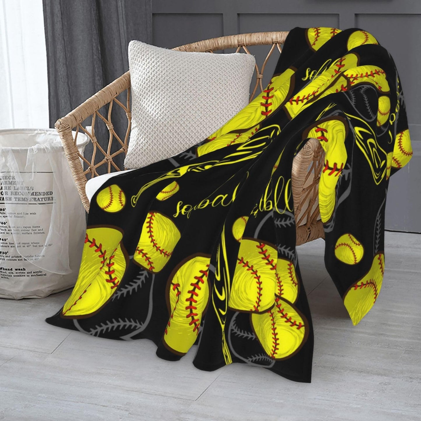 Softball Blanket Gifts for Girls Teenager, Super Soft Lightweight Flannel Throw Blanket for Couch Bed Decor 60"x50"