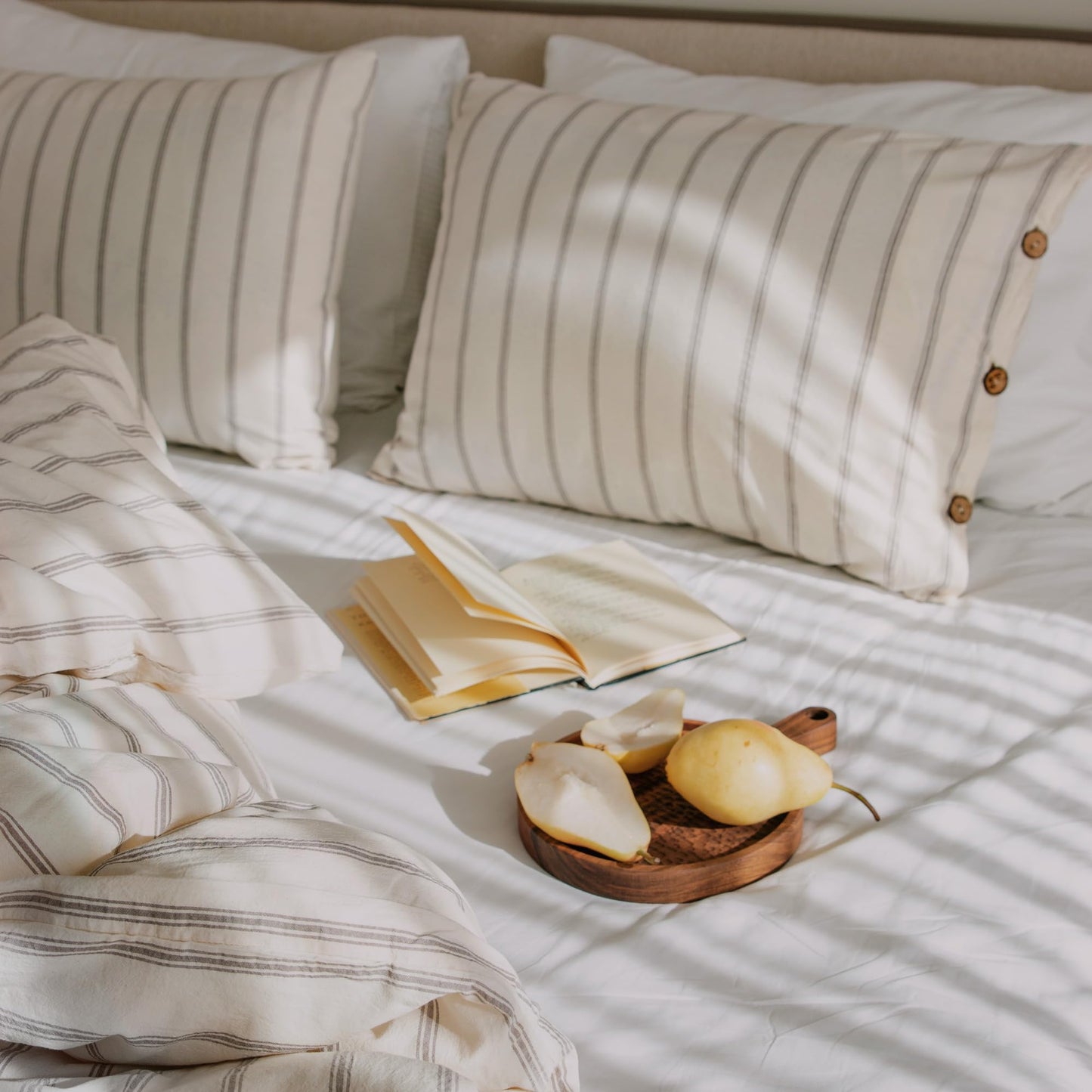 Lavien Home, 100% Natural Cotton Duvet Cover Set Twin Size, Striped 2-Piece Linen Like Bedding - Pre-Washed for Softness and Comfort (Didyma, Twin 68”x90”)