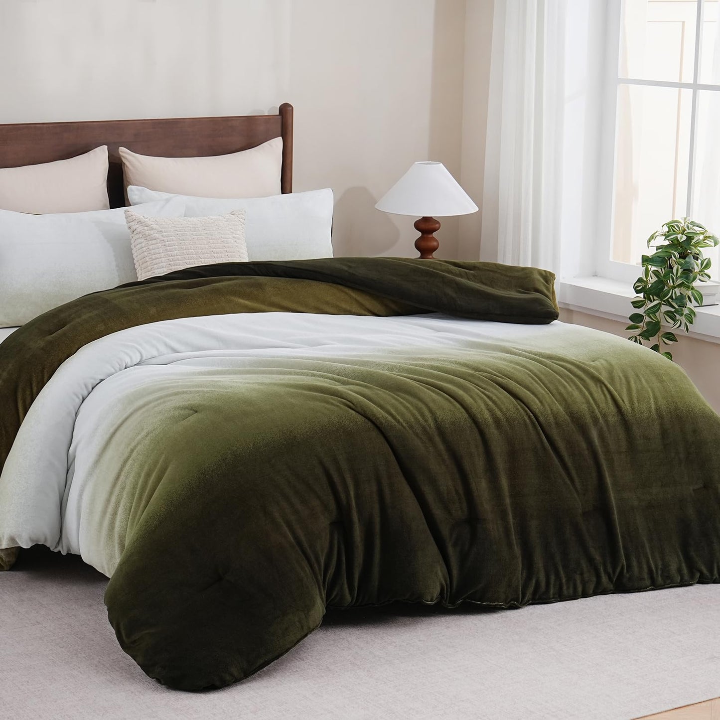 Bedbay Navy Blue Striped Comforter Set King Size, Ultra Soft Plush Velvety Fleece Bedding Set with 2 Pillowcases, Coastal Cabana 3-Piece Bed Set for All Seasons