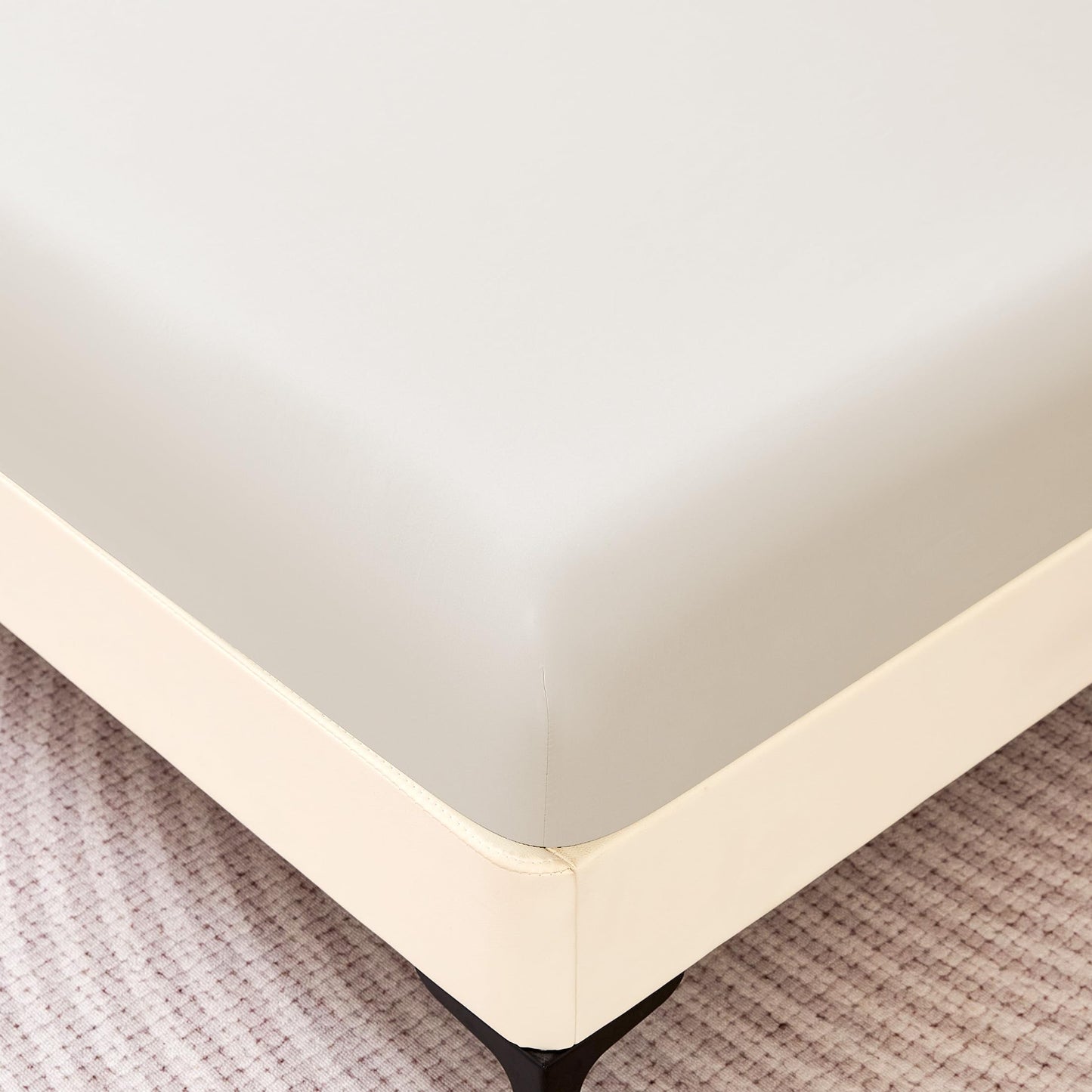 Amazon Basics Soft Fitted Sheet, Lightweight Bottom Sheet, 14-Inch Deep Pocket, Durable and Long Lasting, Easy Care, Queen, Beige, Pack of 1