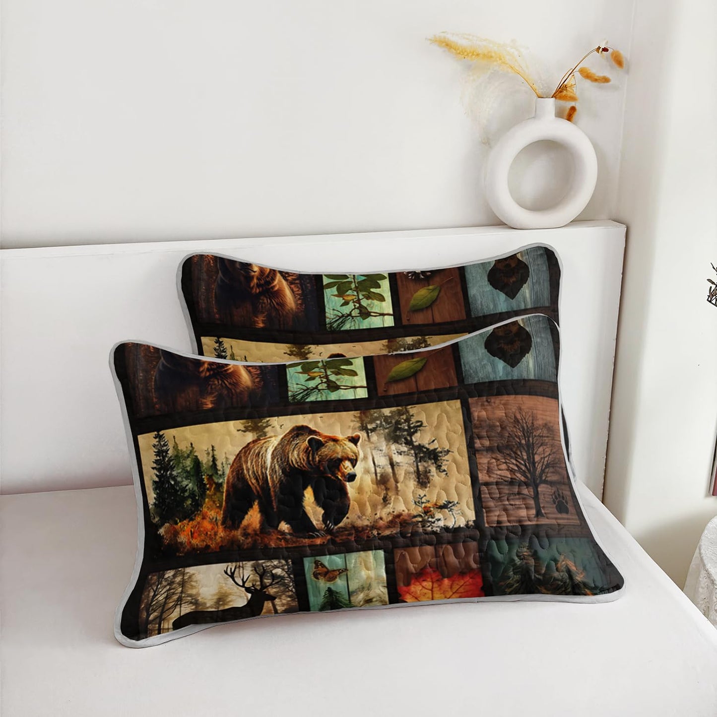 HOSIMA King Size Quilt,Deer Bear Print Forest Bedding Sets for Hunting Room Decor,Pine Cone Pattern Brown Hunting Themed Plaid Patchwork Bedding Quilts with 2 Pillowcases.
