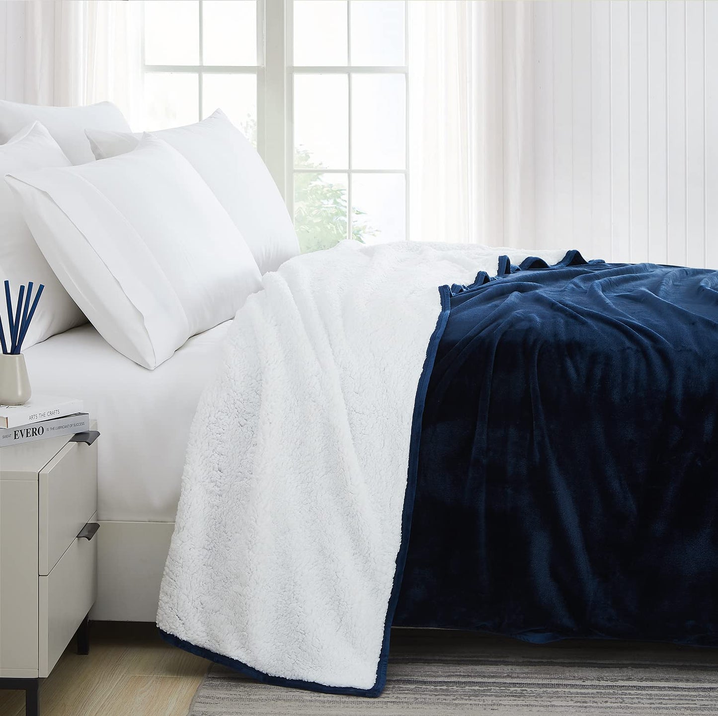 Southshore Fine Living, Inc. Reversible Sherpa Fleece Throw Blanket For Bed Or Couch – Ultra Soft And Cozy Blanket, Machine Washable Super Soft Blanket For Fall, Fuzzy Blanket For Couch, 98 X 98, Blue