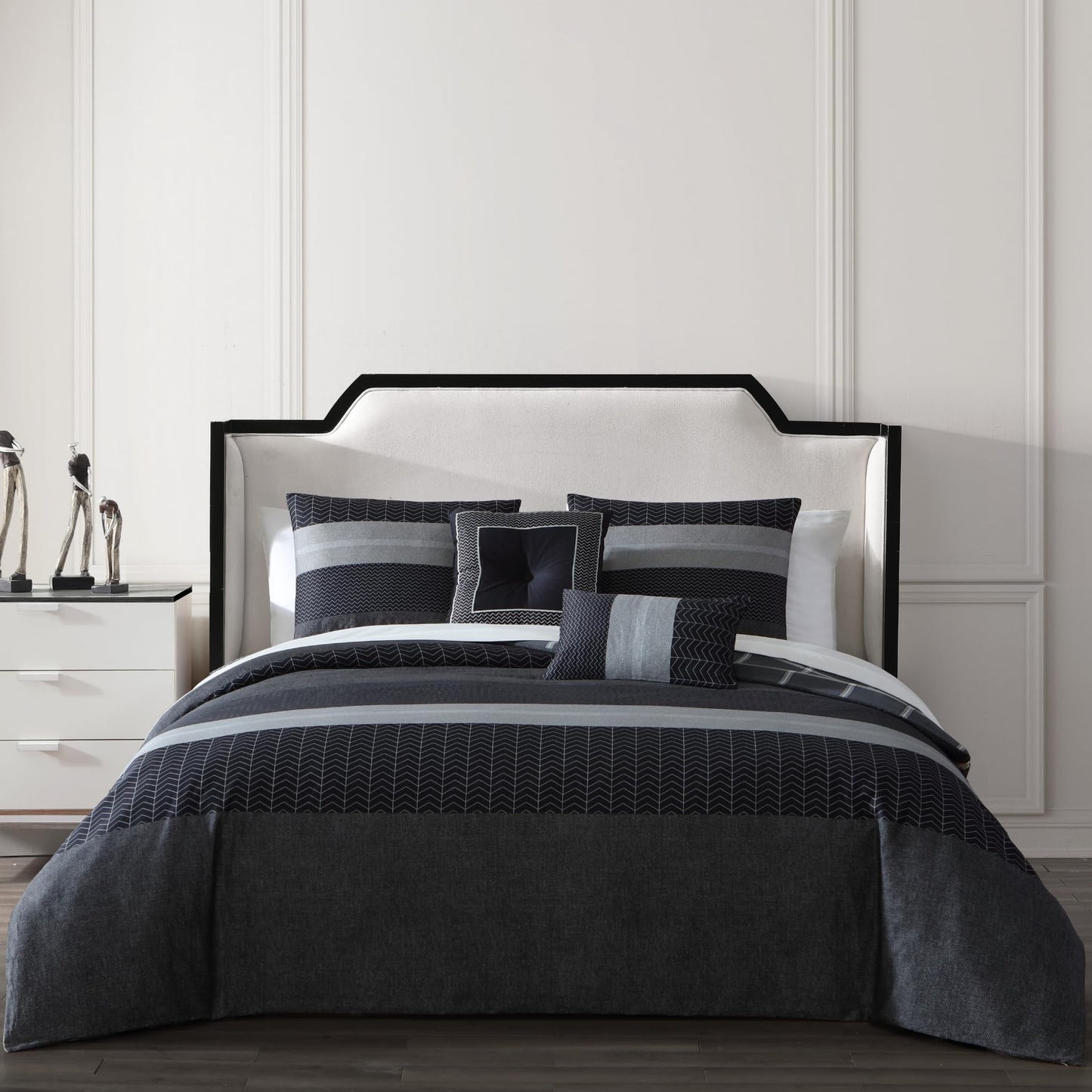 Bebejan Kyle 100% Cotton 5 Piece Comforter Set, Polyfill, Black, Gray Herringbone Tweed Printed Pattern, Reversible, 1 Comforter, 2 Shams, 2 Pillows (King/Cal King)