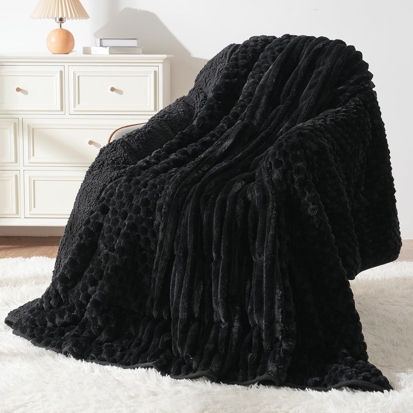 Mr. Sandman Fleece Weighted Blanket for Adults, Queen Size 15 lb, Heavy Throw Blanket with Soft Plush Jacquard and Warm Sherpa, Washable Weighted Blanket for Relaxing Sleep, 60 x 80 Inch, Black