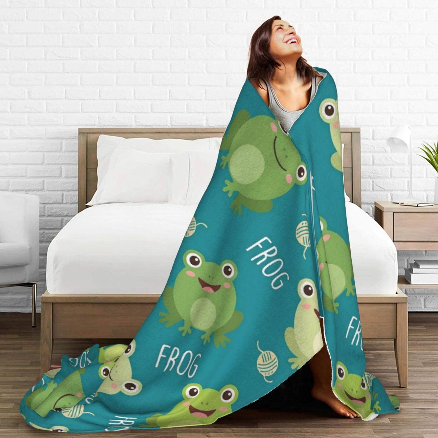 Gbuzozie Cute Frogs Fleece Blanket Lightweight Ultra-Soft Cartoon Animals Throw Blanket for Sofa Couch Bed Camping Travel - Super Soft Cozy Microfiber Blanket 50"X40"