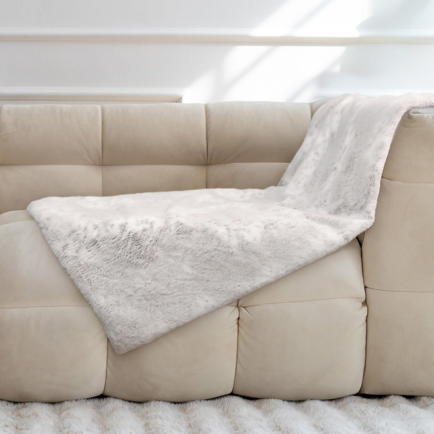 DEZ FURNISHINGS Reversible Faux Rabbit & Mink Fur Throw Blanket, Ultra Soft, Cozy & Dual-Sided, 50" x 60", Snow Taupe