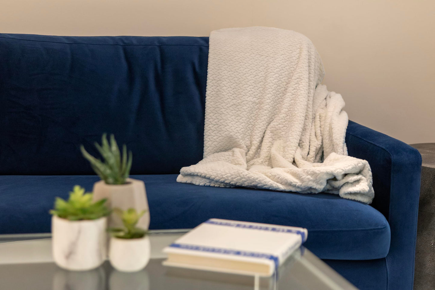 Waffle Knit Textured Throw Blanket Soft for Couch, Sofa, Twin Bed, Kids, Adults, 50” x 60” Chenille Knit Blanket, Boho Throw Blanket for Home Decor 250 GSM (Creamy White)