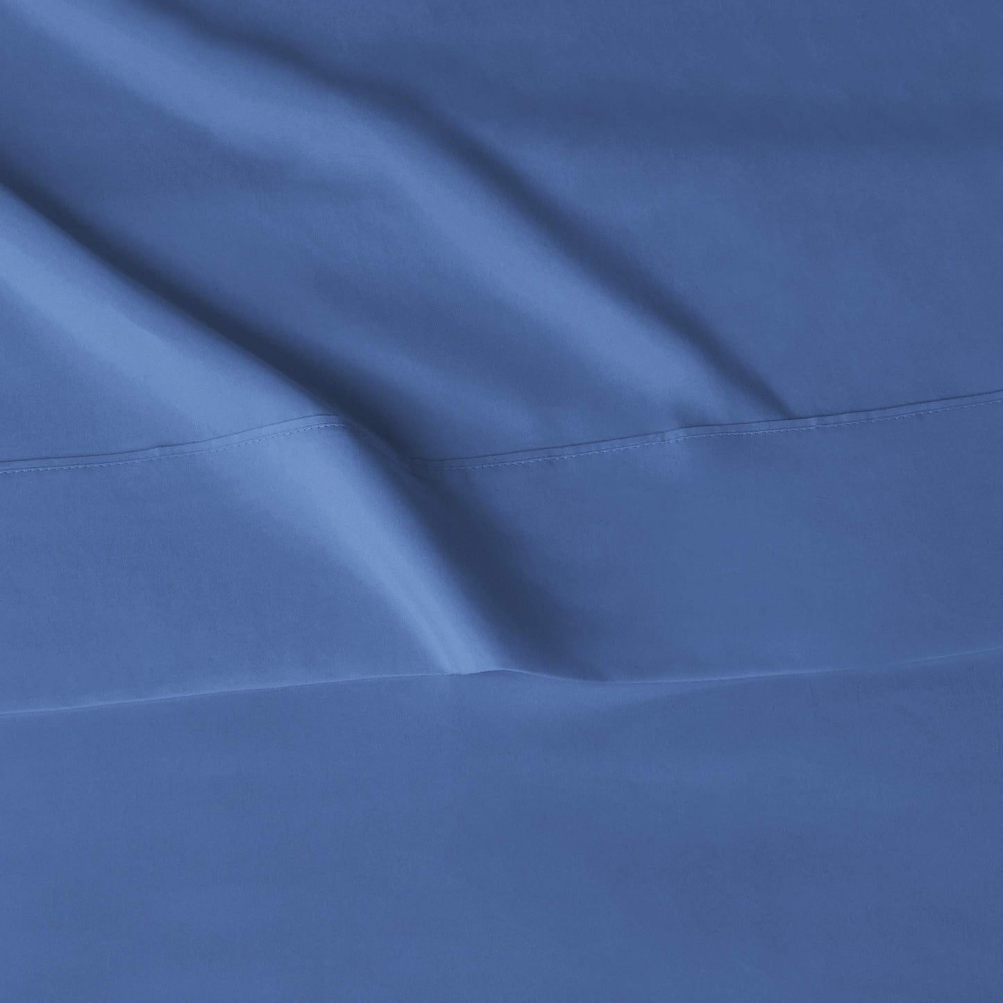 Amazon Basics Lightweight Ultra-Soft Breathable Brushed Microfiber 3-Piece Bed Sheet Set with 14-Inch Deep Pockets, Wrinkle Resistant, Twin XL, Dutch Blue, Solid