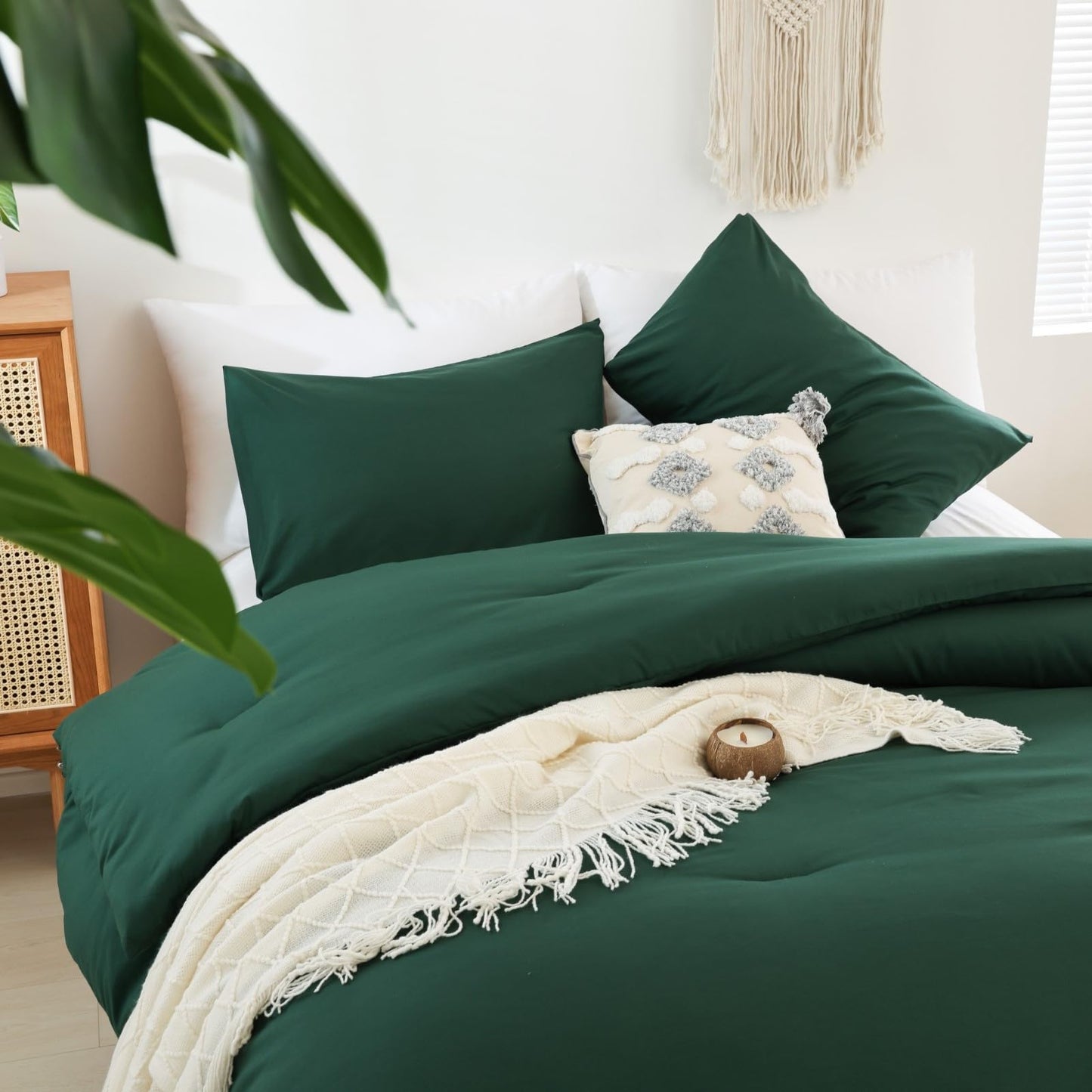 ROSGONIA Comforter Full Size for Girls Boys Teen,3pcs(1 Dark Emerald Green Comforter & 2 Pillowcases),Soft Kids Comforter Sets All Season Dorm Bedding
