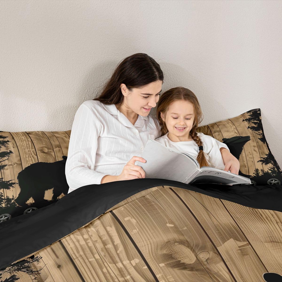 jejeloiu Bear Bedding Set Soft for Boys Girls, Wild Animal Comforter Set Queen Size Wild Retro Wood Duvet Quilt Microfiber Rustic Cabin Country Bedroom Decor 3 Pcs with 2 Pillow Cases