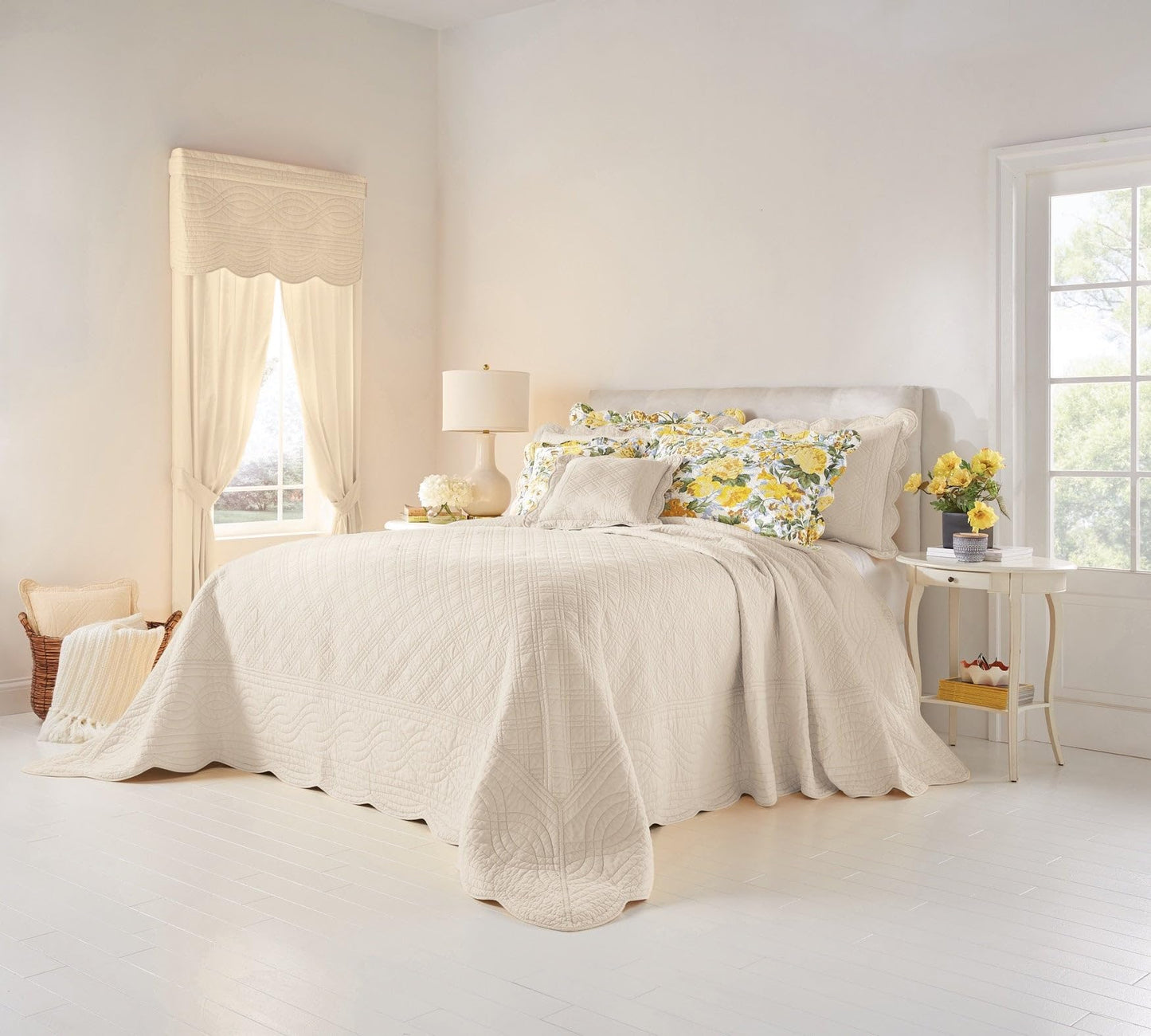 BrylaneHome Bedding Lightweight All Season Florence Quilted Oversized 100% Cotton Ultra Supreme Softness Bedspread - Twin, Plum Floral