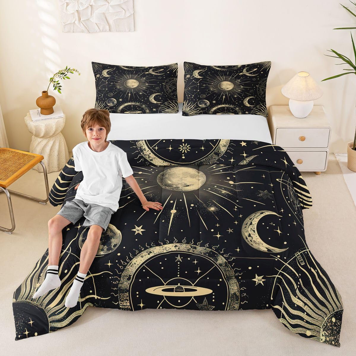 Erosebridal Bohemian Sun Moon Comforter Set, Constellation Down Comforter King Size, Starry Sky Quilted Duvet, Exotic Style Black Room Decor Duvet Insert,Super Soft Breathable Bedding Set