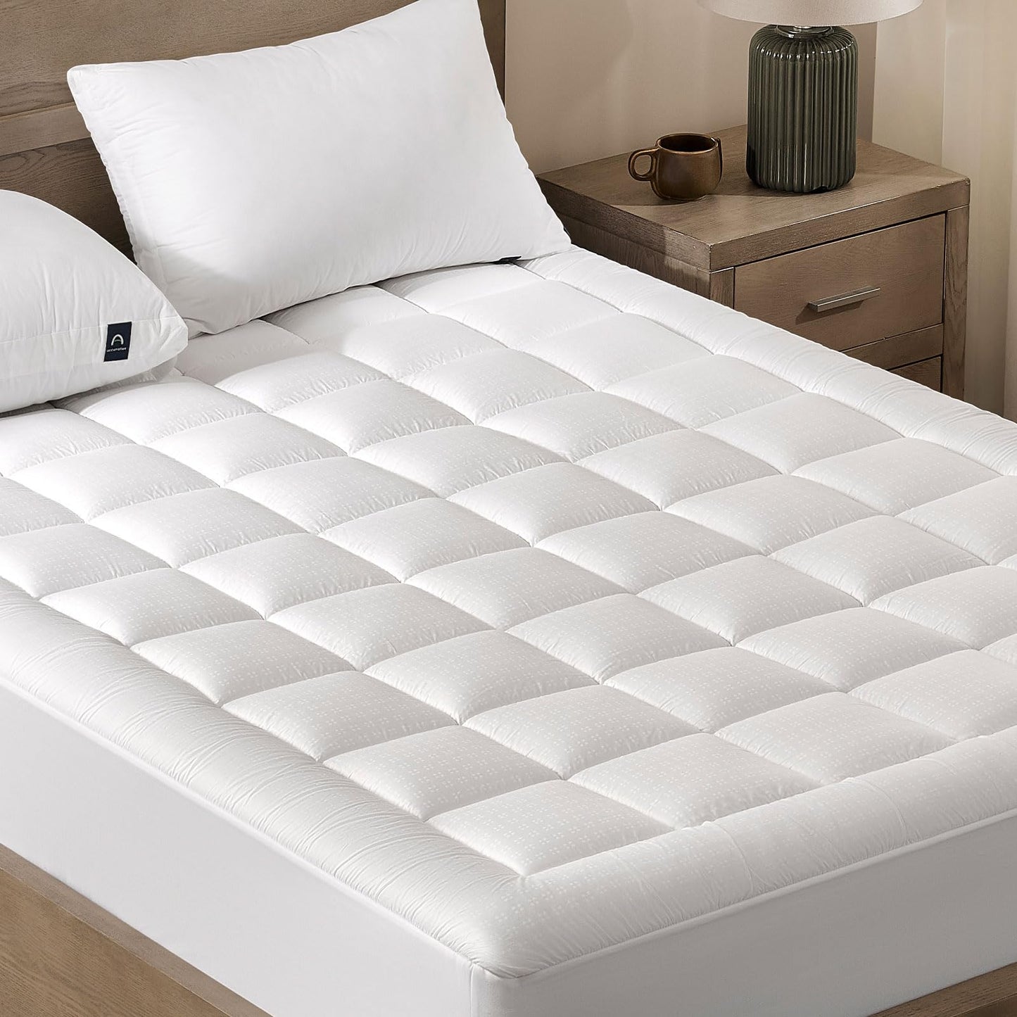 ACCURATEX Mattress Pad Queen Size - 2 Inches Double Layer Comfort Pillow Top Mattress Cover, Quilted Fitted Mattress Protector Cotton Top, Stretches up 8-21" Deep Pocket Mattress Topper,60x80