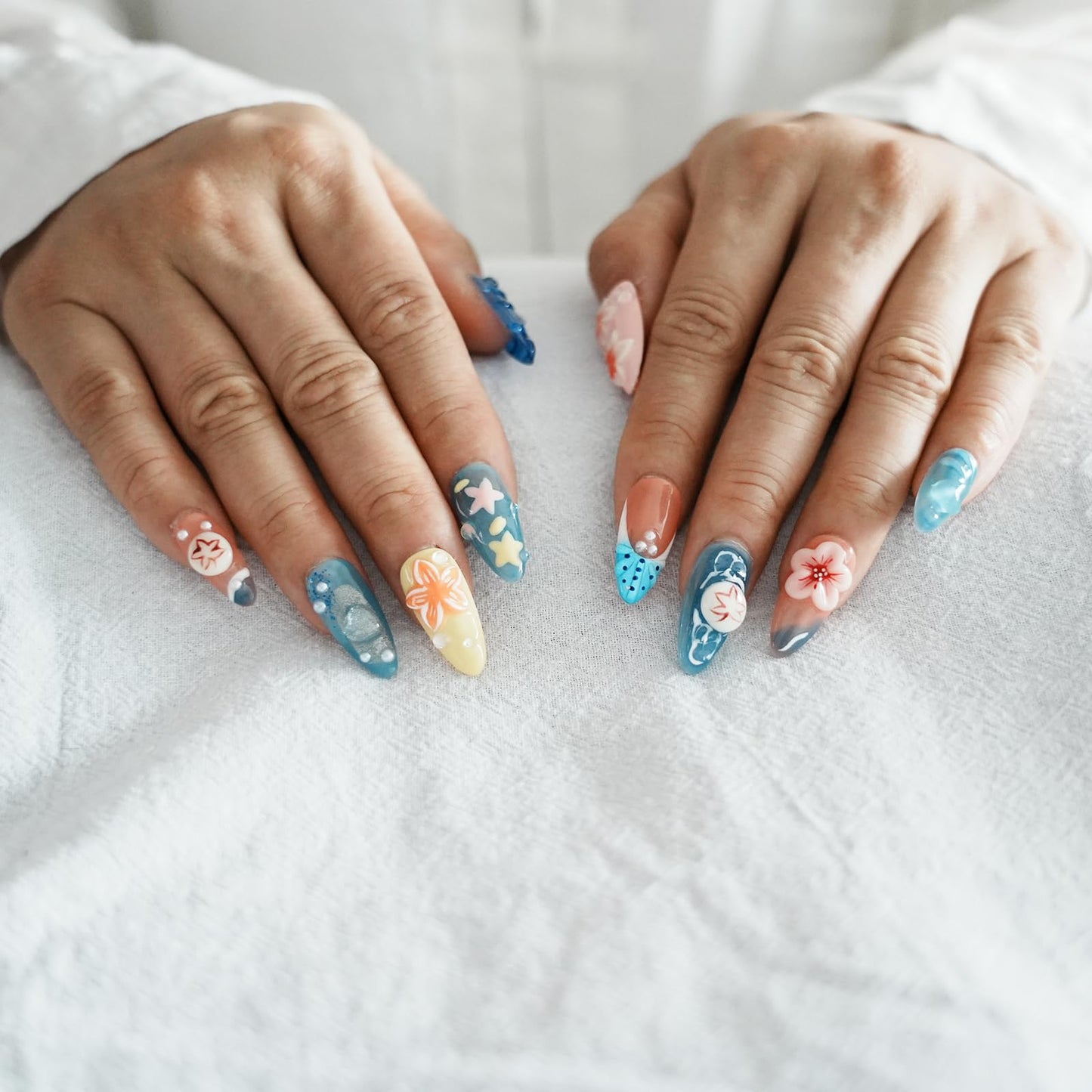 Tesytto Medium Almond Press on Nails Handmade - 3D Sea Starfish & Blue Floral Carving, Ocean French Tip Summer Beach Full Cover False Nails (Blue Floral Carving,M)