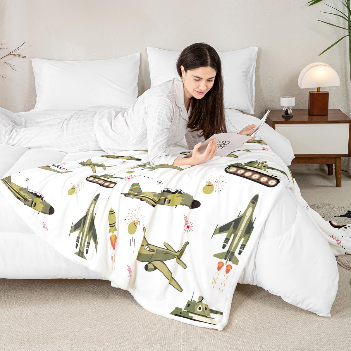 Feelyou Kids Blanket Cartoon Aircraft Print Fleece Blankets Boys Teens Military Airplane Pattern Fighter Tank Sherpa Throw Blanket for Couch Bed Sofa 50" x 60"