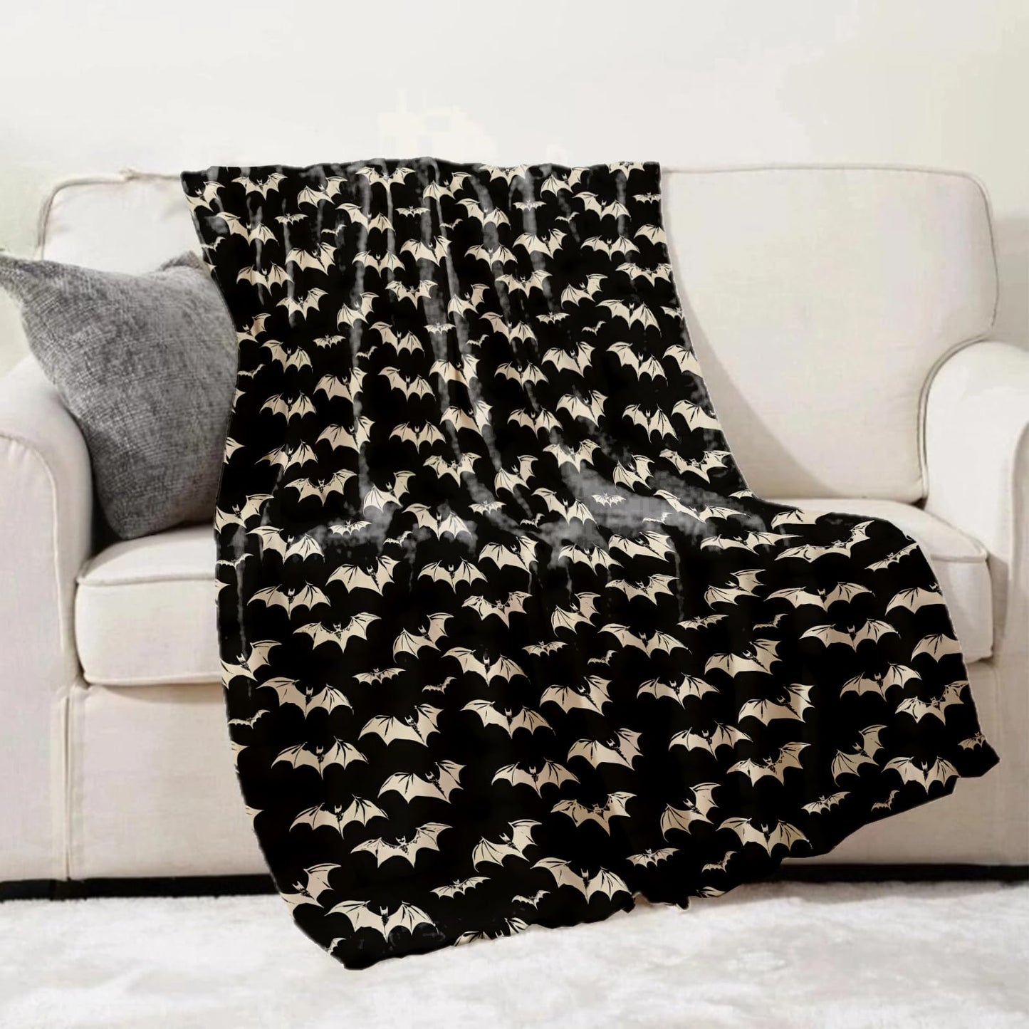 Turamurra Bat Throw Blanket Gifts for Kids Women, Black Gothic Flying Bats Blankets for Couch, Bedroom, Living Room Decor, Fuzzy Warm Flannel Plush 50"x60"