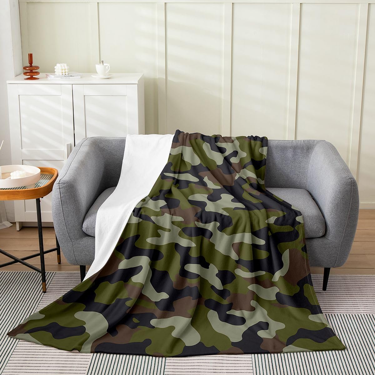 jejeloiu Camo Flannel Fleece Throw Blanket Farmhouse Twin 60"x80" Woods Camouflage Fleece Throw Blanket for Kids Women Men Hunting for Bed Couch Chair Living Room Dark Green Bedroom Decor