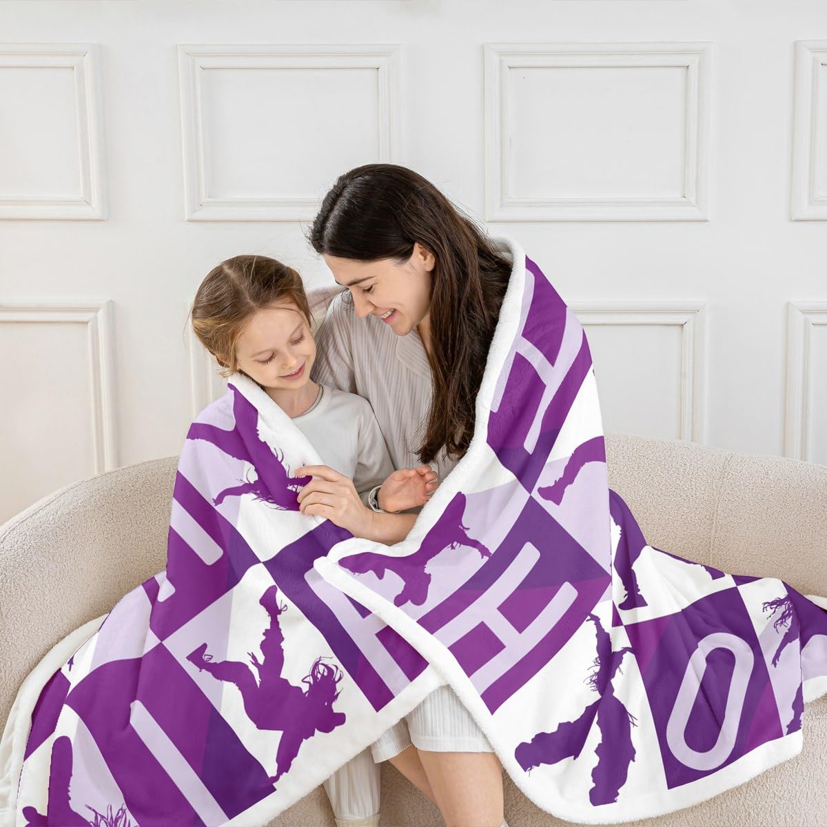 Feelyou Hip Hop Style Throw - Street Dance Fleece Sherpa Blanket for Couch, Chair, Sofa - Warm Plush Throw 50"x60" - Purple Design - Room Decor - Youth