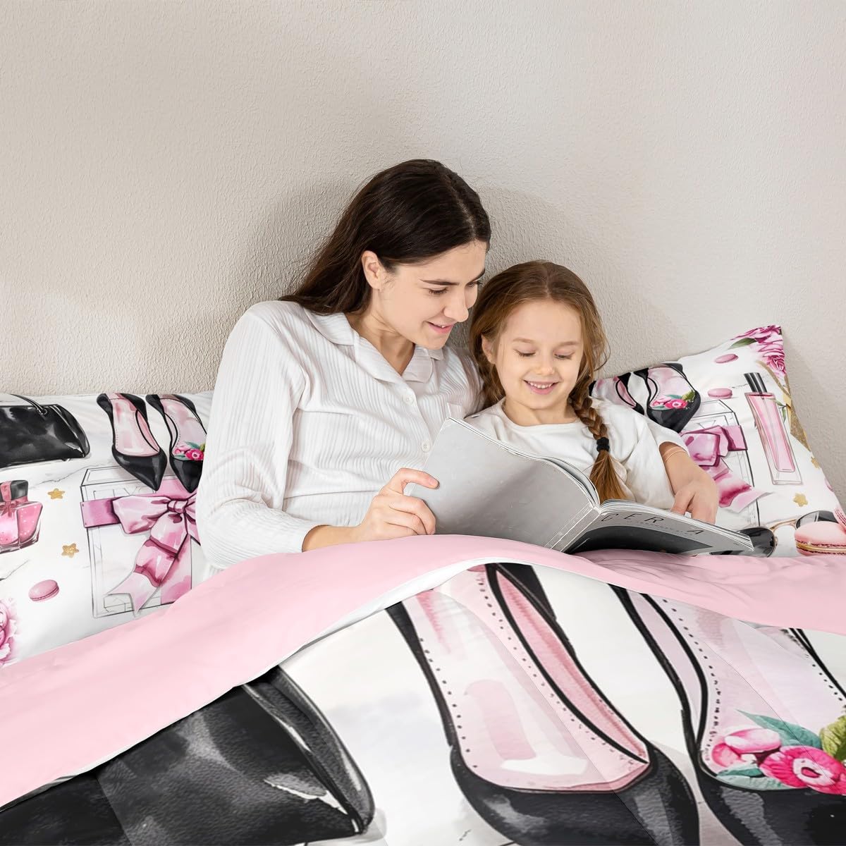 Erosebridal Pink King Bedding Set Girly Fashion Women Watercolor Coquette Bow Comforter Perfume Modern Pretty Magazine Book Quilt High Heels Makeup Duvet Insert for Girls
