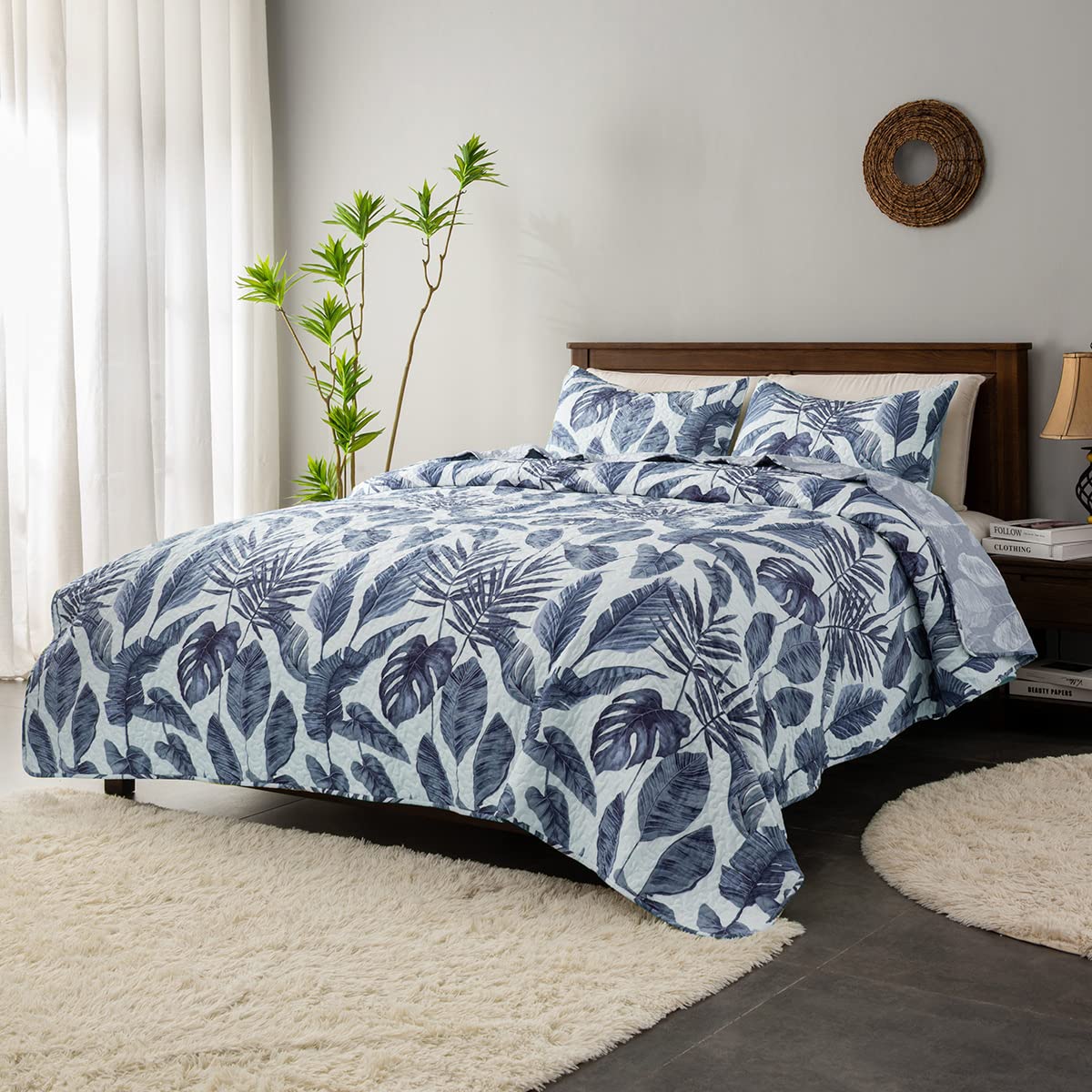HORIMOTE HOME Tropical Plants Quilt Set Queen Size 3 Pieces, Blue Palm Leaves Rainforest Style Fine Printed Reversible Bedspreads Bedding Sets, Soft and Lightweight Bed Coverlet for All Season