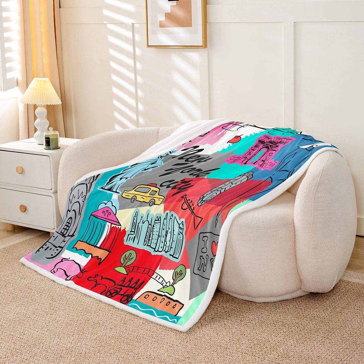 Statue of Liberty Fleece Throw Blanket - New York Cityscape Sherpa Blanket for Bed, Sofa, Couch - Famous City Scene - Plush, Fuzzy - 40"x50"