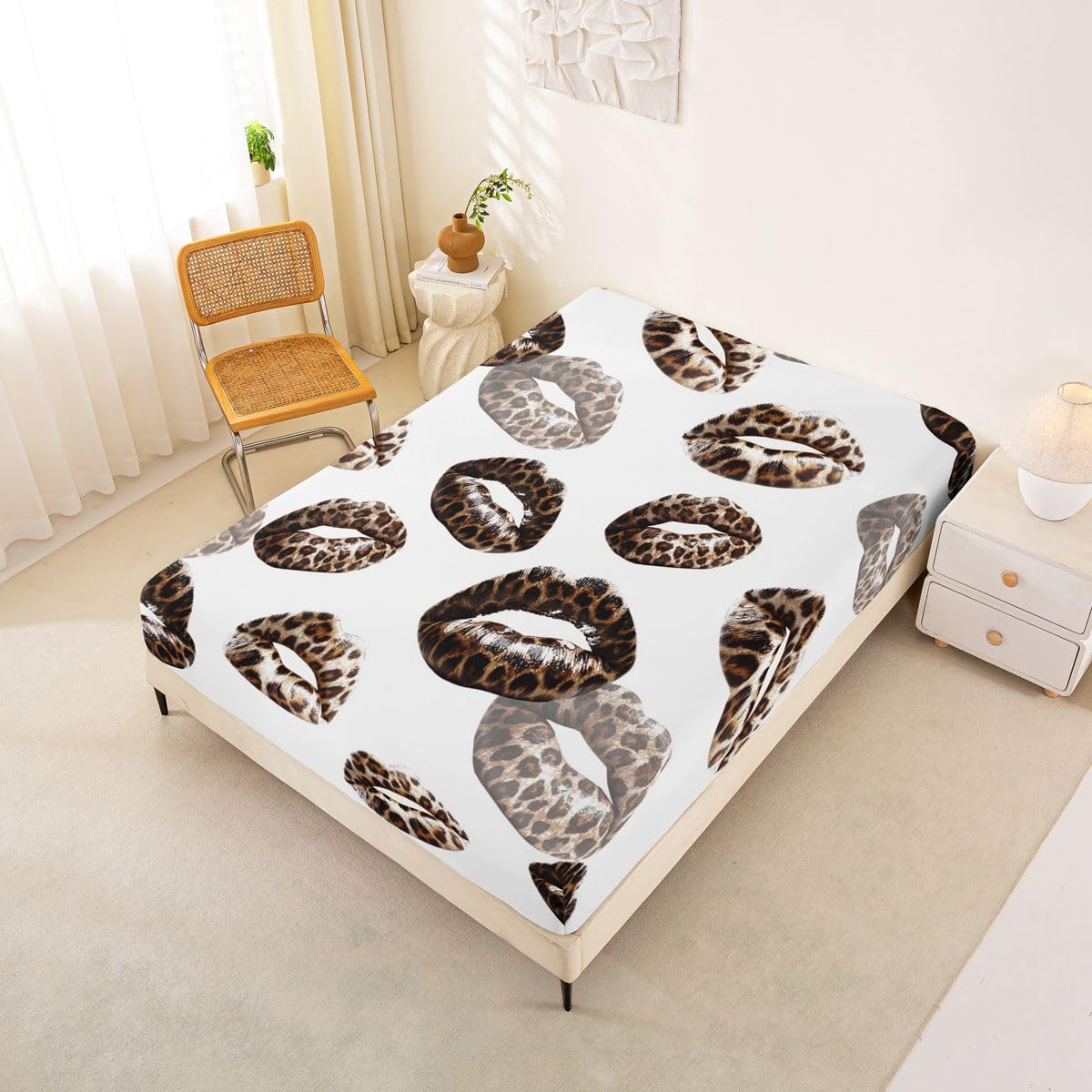Feelyou Leopard Print Lips Fitted Sheet with 2 Pillowcases Full Size Romantic Kissing Lips Bed Sheets Set 16" Deep Pocket Boys Girls Cheetah Print Bedding Teens Bedroom Decor Soft Microfiber