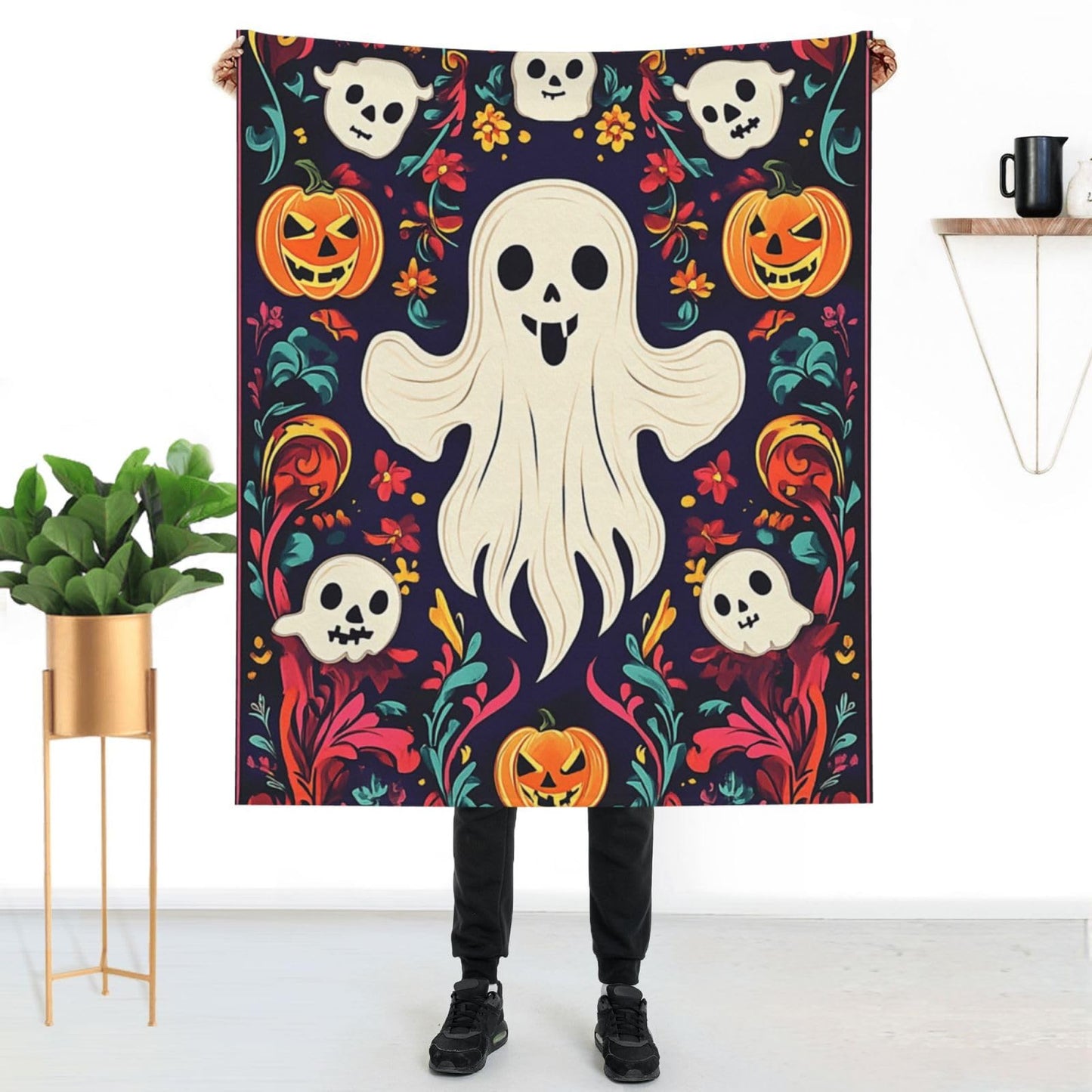 CDSASHCA Spooky Ghosts Flannel Blanket,Cute Design with Floating Phantom Print,Ultra-Soft Fleece for Festival Party Cozy Vibes，Suitable for Sofa,Bed and Office Decoration，Gifts for Friends 50X60 Inch