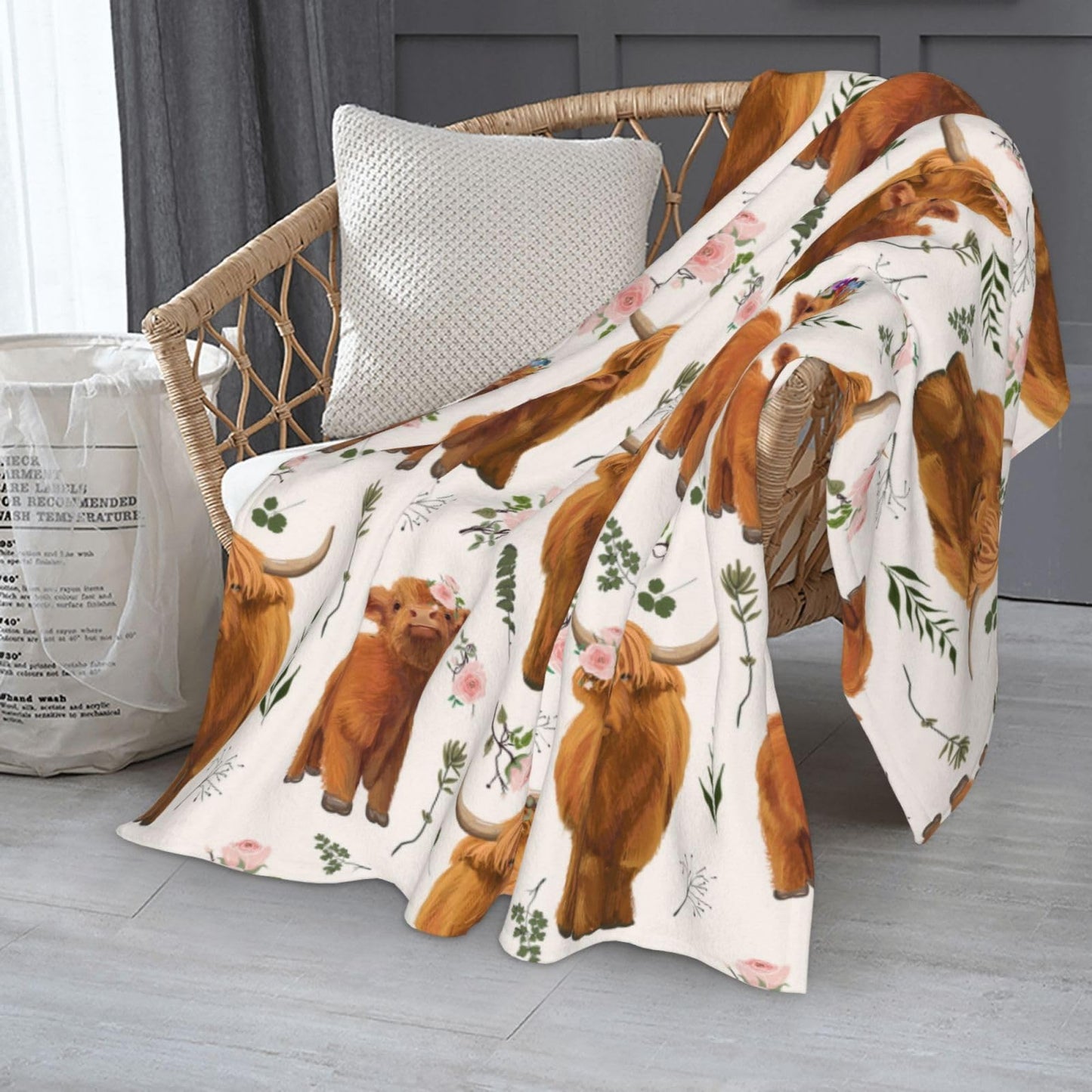 Highland Cow Throw Blanket 50"x40" Fuzzy Soft Cozy Highland Cows Blankets Soft Throws Warm Lightweight Plush Fleece Throw Blanket for Kids Men Women Gift Bed Couch Sofa