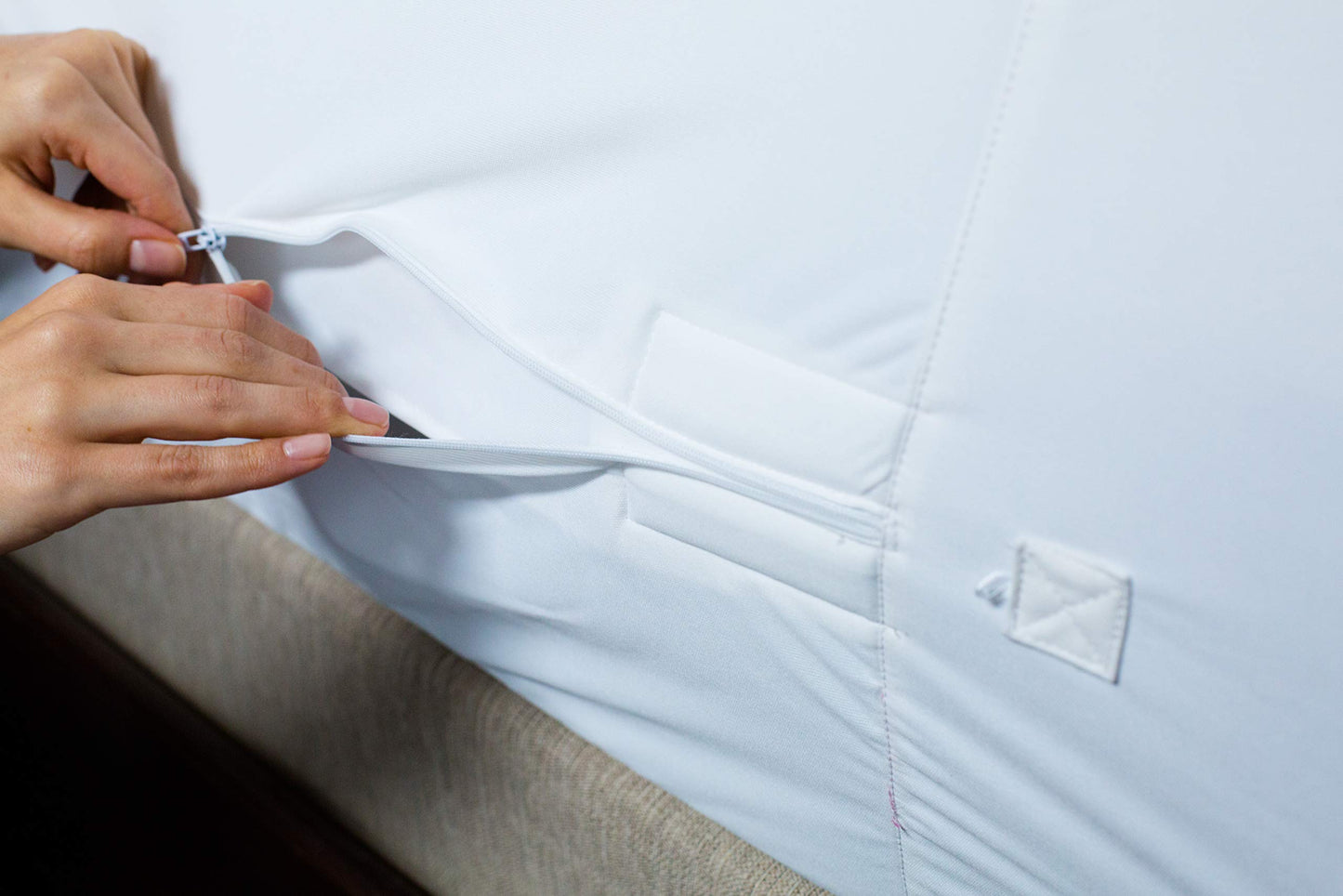 Protect-A-Bed AllerZip Smooth Mattress Encasement, Queen