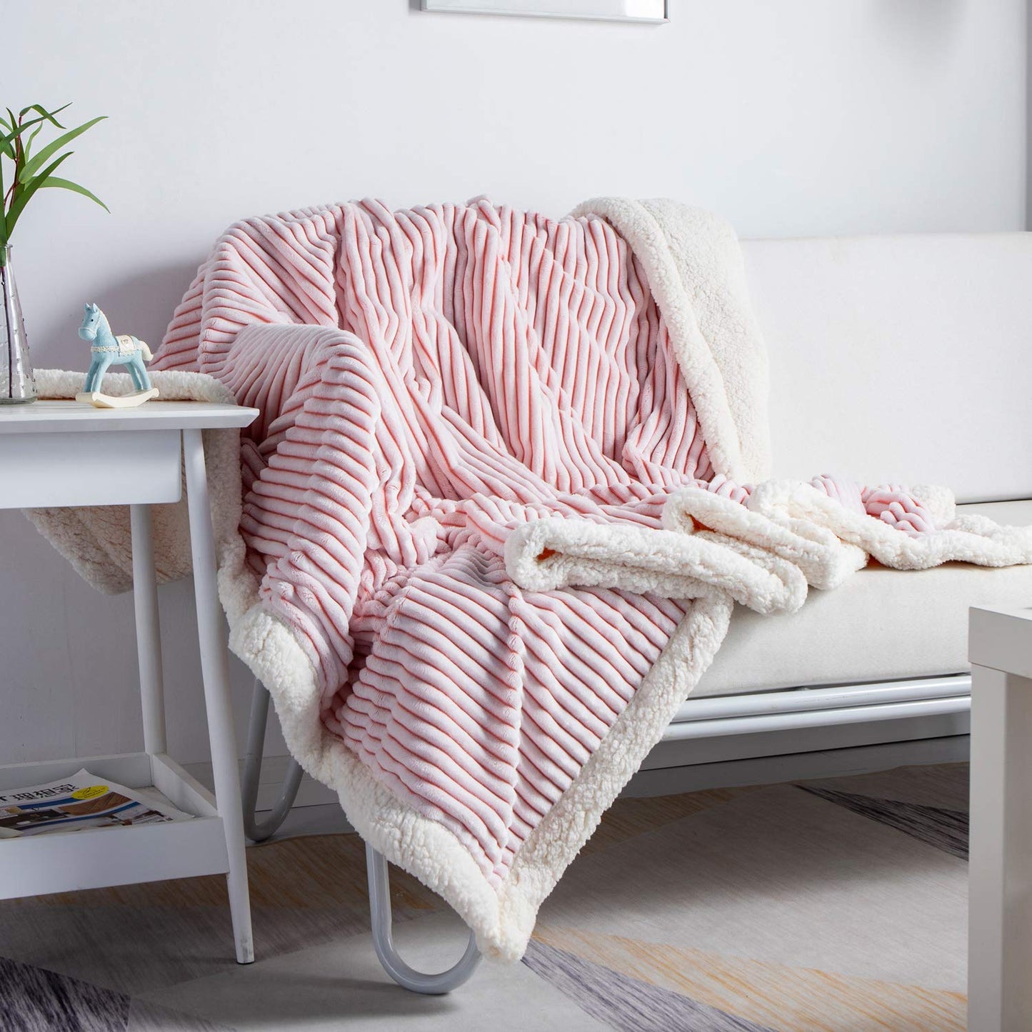 DISSA Sherpa Fleece Blanket 71x80, Pink & White Soft, Plush, Fluffy, Warm, Cozy, Thick Perfect for Couch, Bed, Sofa, Chair - Reversible Queen Size Blanket