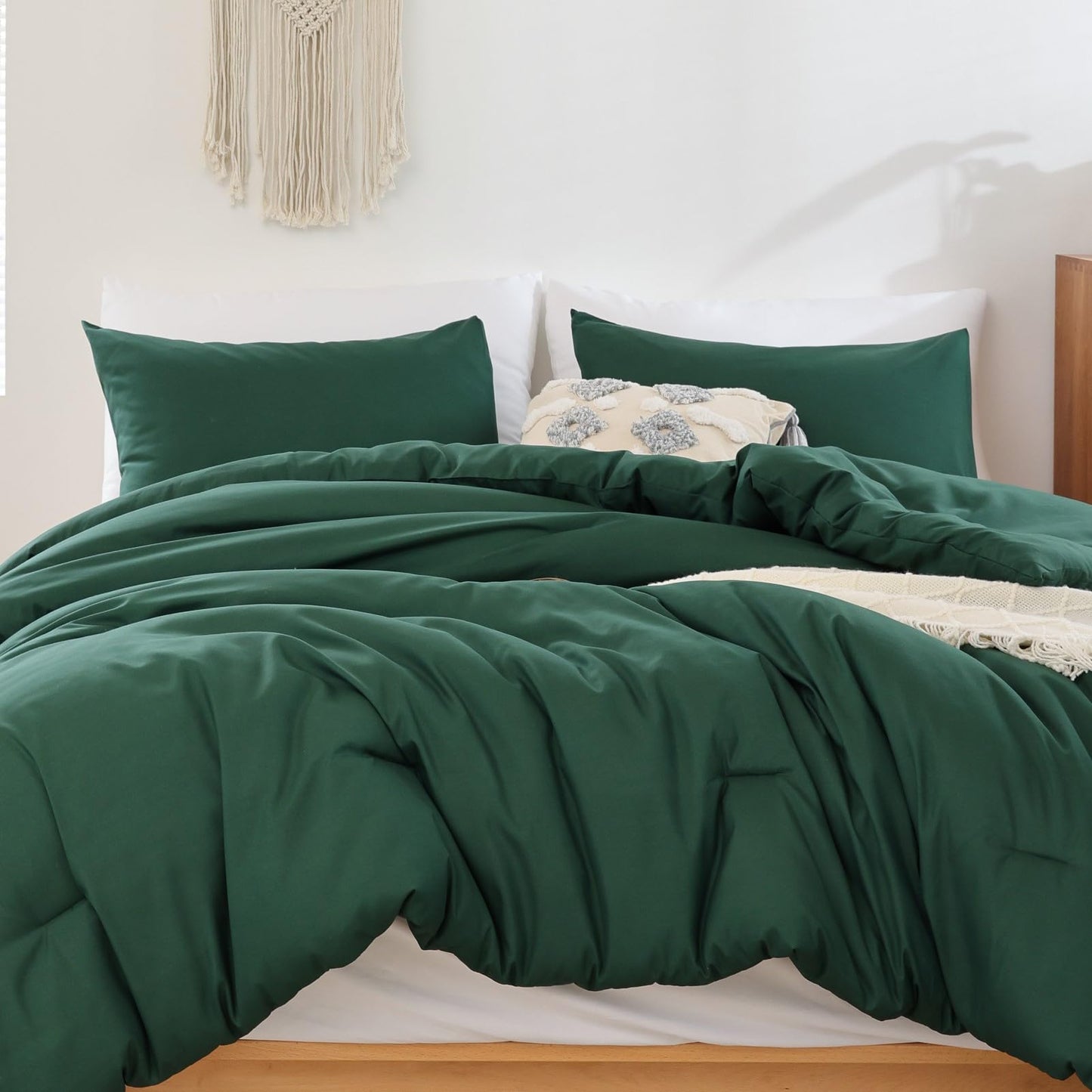 ROSGONIA Comforter Full Size for Girls Boys Teen,3pcs(1 Dark Emerald Green Comforter & 2 Pillowcases),Soft Kids Comforter Sets All Season Dorm Bedding