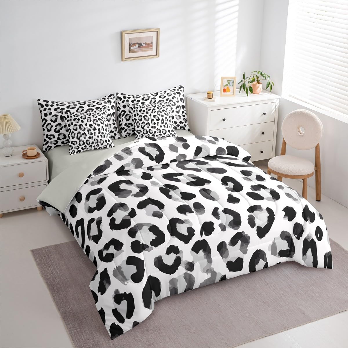Erosebridal 7 Pcs Comforter Set King Size,Leopard Print Wild Animal Bedding Set for Kids and Adults,Black Grey White African Cheetah Wildlife Bed Sheet Sets with Fitted Sheet Pillowcases & Shams