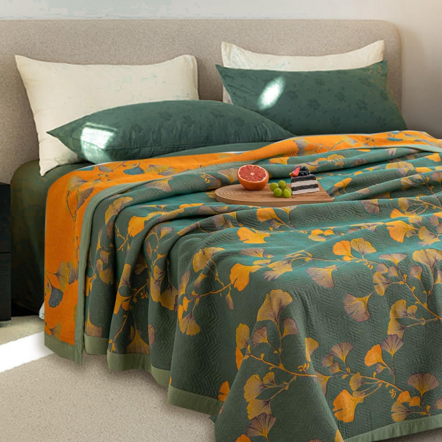 Bifqioy Ginkgo Leaf Quilt Queen Size Dark Green Orange Reversible Cotton Bedspread Coverlet for All Seasons Lightweight Muslin Quilt Throw Blanket for Bed, Couch