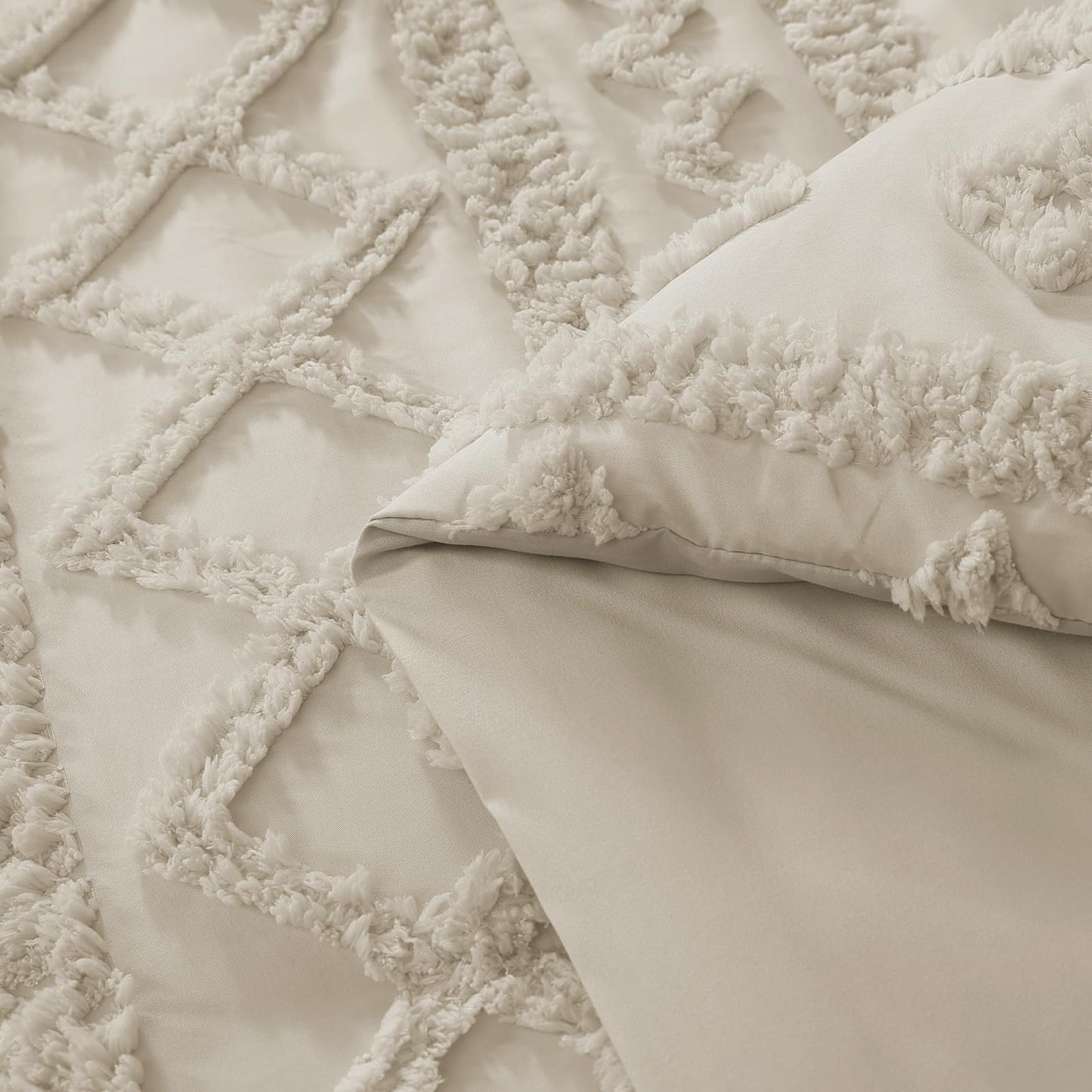 WRENSONGE Queen Size Comforter Set with Sheets - 7 Pieces Beige Tufted Bed in a Bag Queen Shabby Chic Bedding Sets with 1 Comforter, 2 Sheets, 2 Pillowcases & 2 Shams