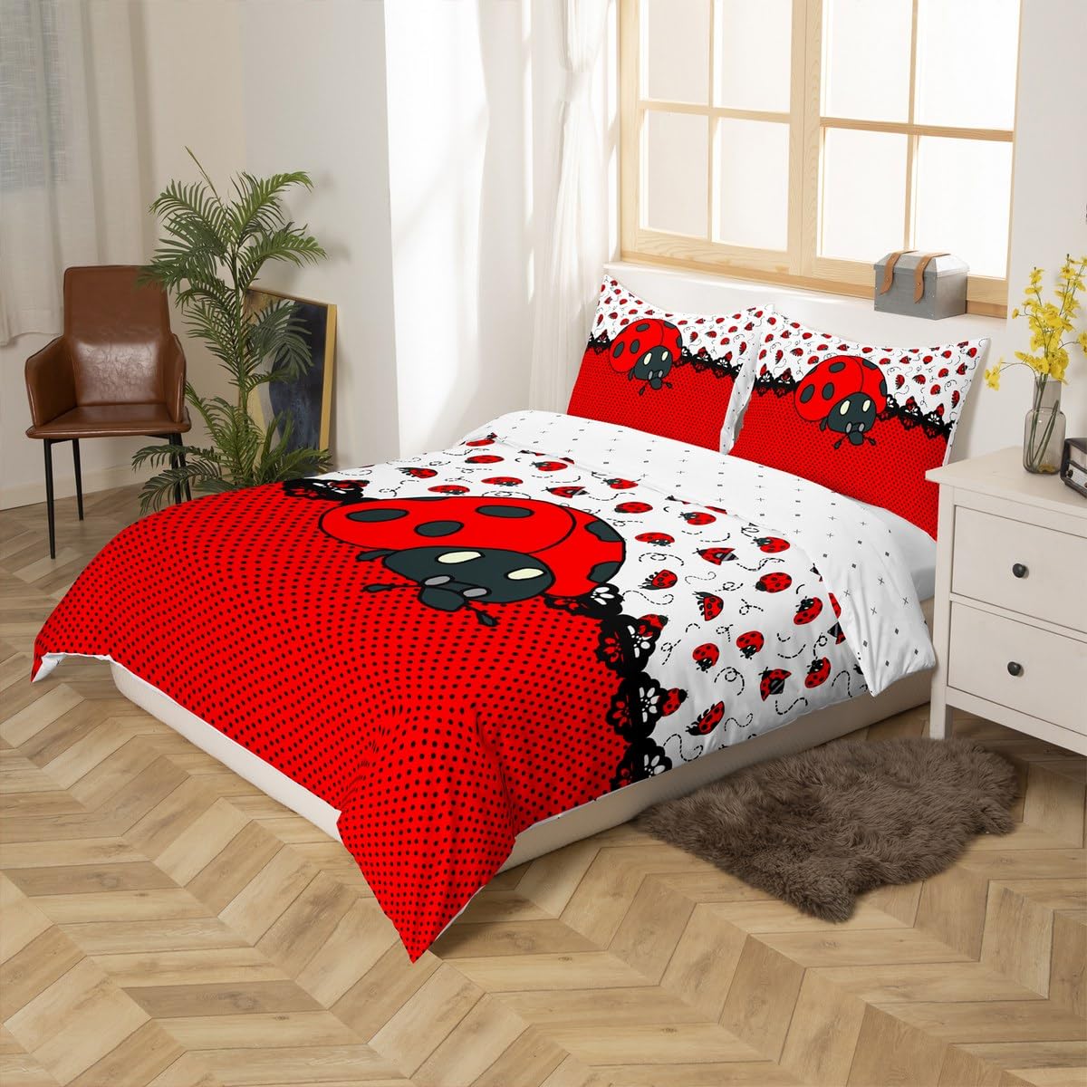 Cute Ladybugs Duvet Cover Set King Size,Red Black Entomology Dots Bedding Set 3pcs for Kids Girls Women Room Decor,Cartoon Animals Comforter Cover Vivid Natural Quilt Cover,2 Pillowcases