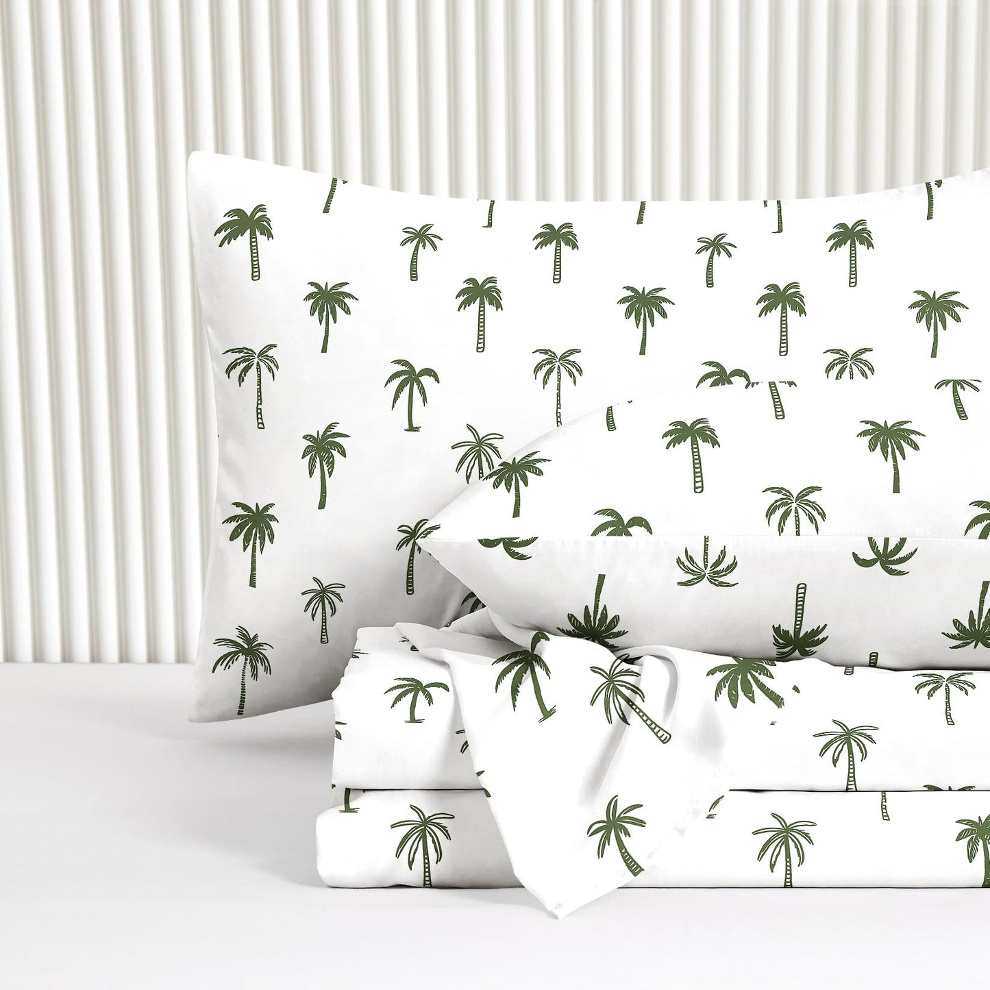 Wake In Cloud - Coastal Bed Sheets, 4-Piece Sheet Set, Boho Summer Beach Tropical Plants Palm Coconut Trees Pattern Printed Bedding, Deep Pocket, Green White, Queen Size