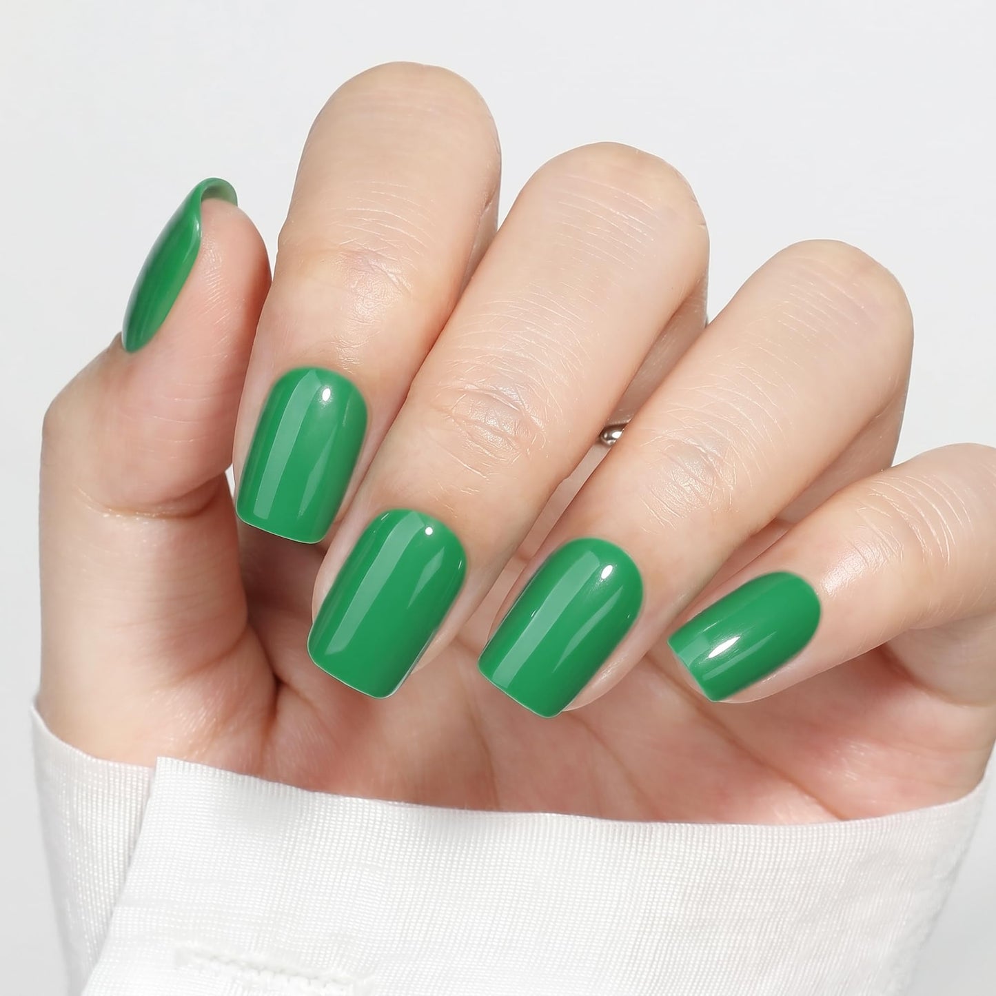 UNA GELLA Square Press On Nails - 32Pcs 16 Sizes Vibrant Kelly Green Fake Nails with Glue and Adhesive Tabs, Opaque Reusable Glue On Nails Kit for Women Manicure