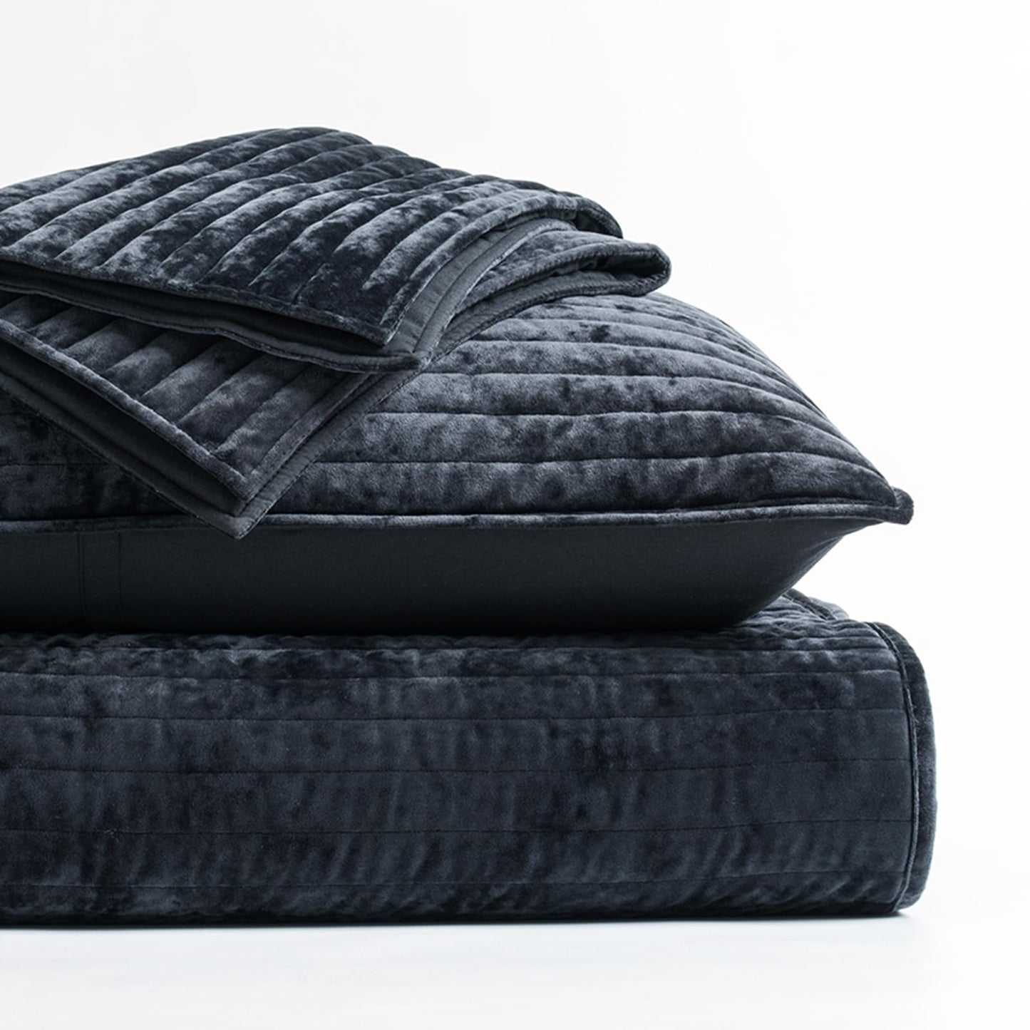 EverGrace Velvet Quilt Set King Size, Luxurious Soft Striped Channel Bedding Set, Lightweight Velvet Comforter for All Season, Oversized Bedspread Coverlet with 2 Matching Shams, Black