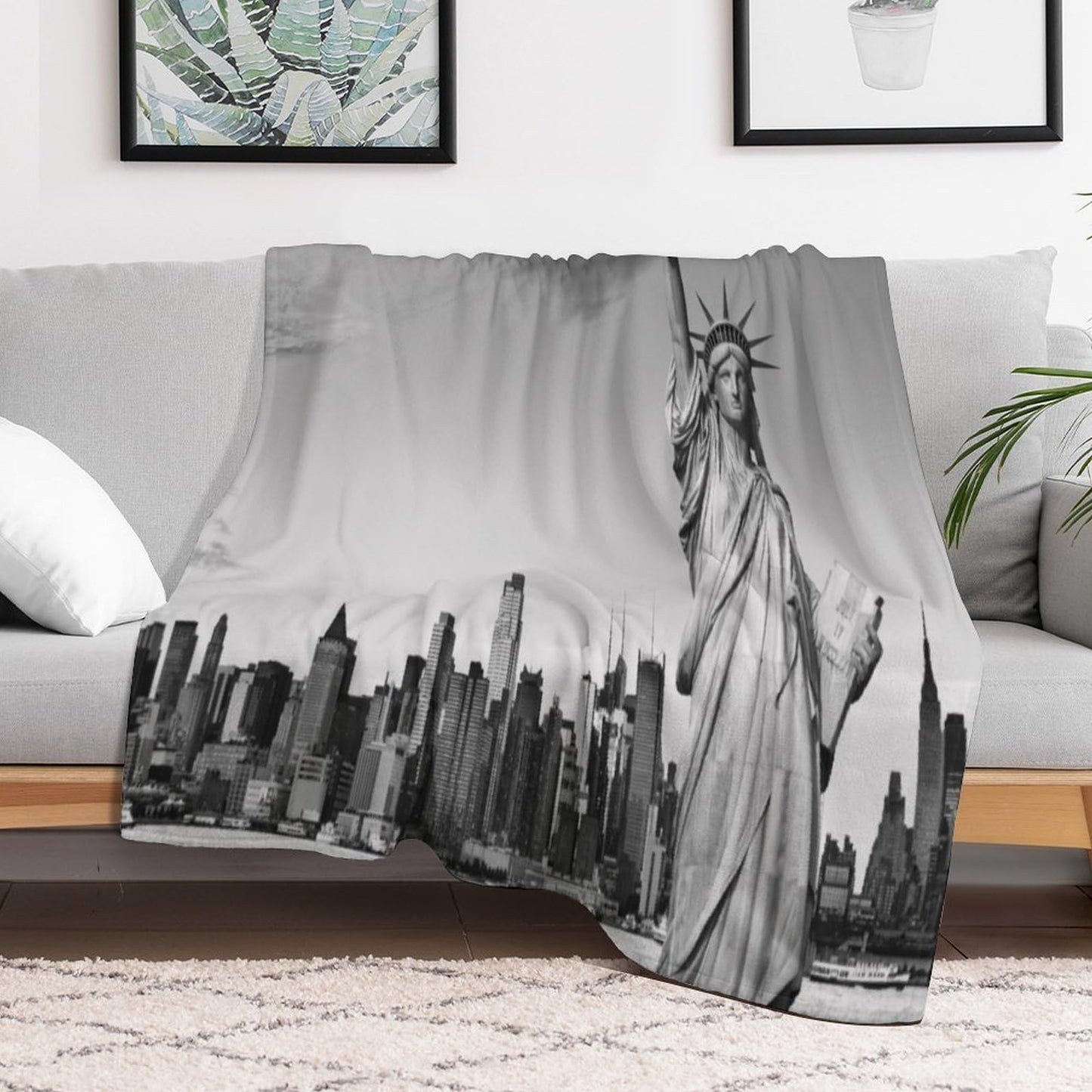 Cityscape Throw Blanket,New York Skyscraper Pattern Soft Cozy Warm Flannel Blankets for Sofa Couch Bed Gifts for Lover Kids Boys Grils Women Adults 30x40 Inch