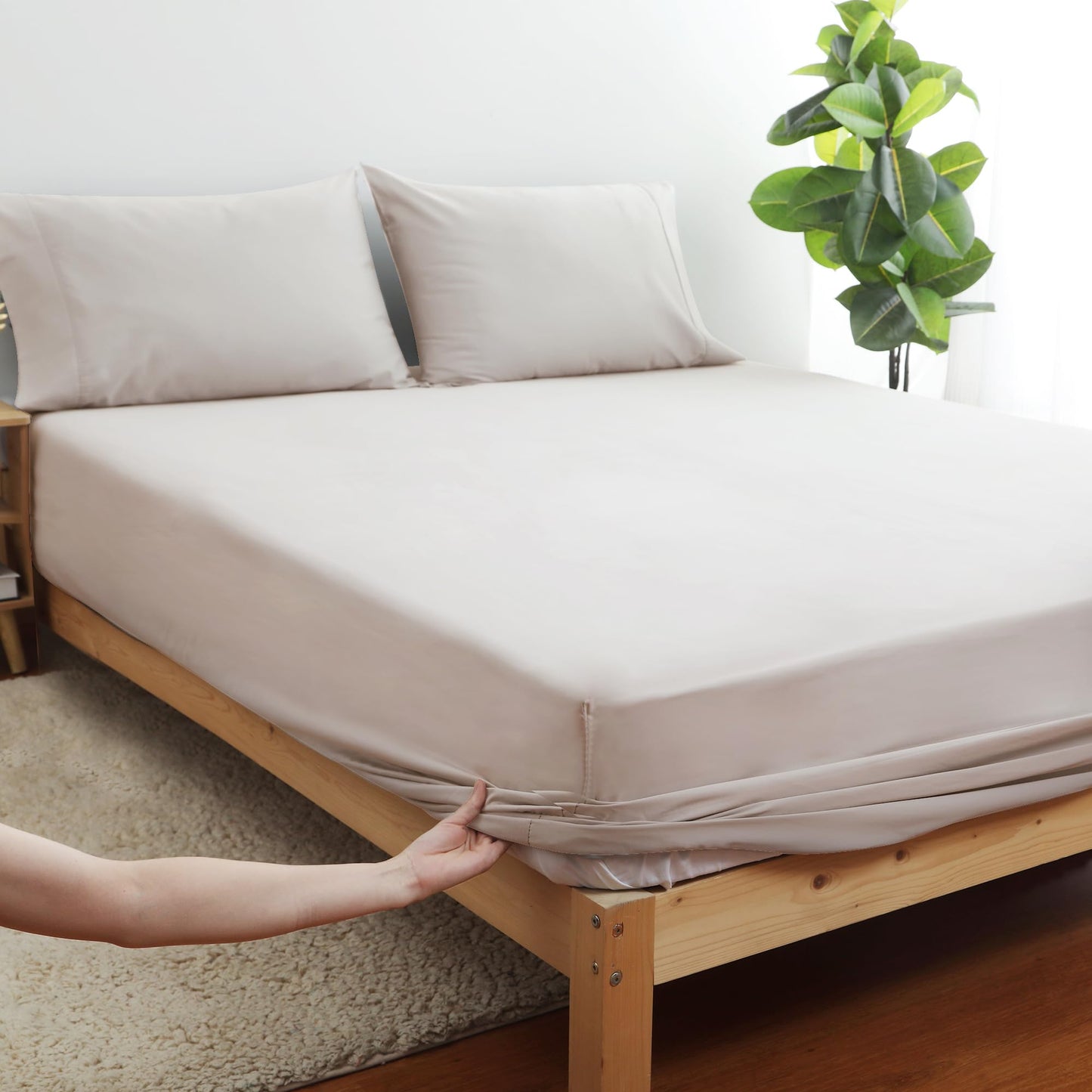 2 Pack Queen Fitted Sheets Only, 100% Egyptian Cotton, Super Soft 600 Thread Count Sateen, 16" Deep Pocket Bottom Sheets, Breathable Hotel Quality, Durable All-Around Elastic, Light Beige