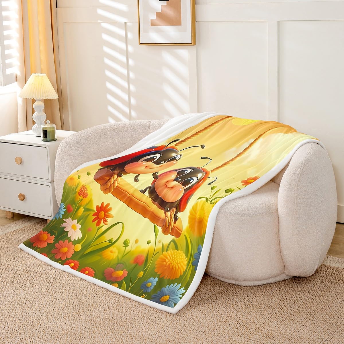 Erosebridal Spring Ladybugs Sherpa Blankets Cartoon Ladybird Reptile Throw Bed Blanket Cute Kawaii Beetles Print Fleece Blankets Spring Garden Flowers Flannel Blanket Throw 50"X60" For Kids Boys Girls